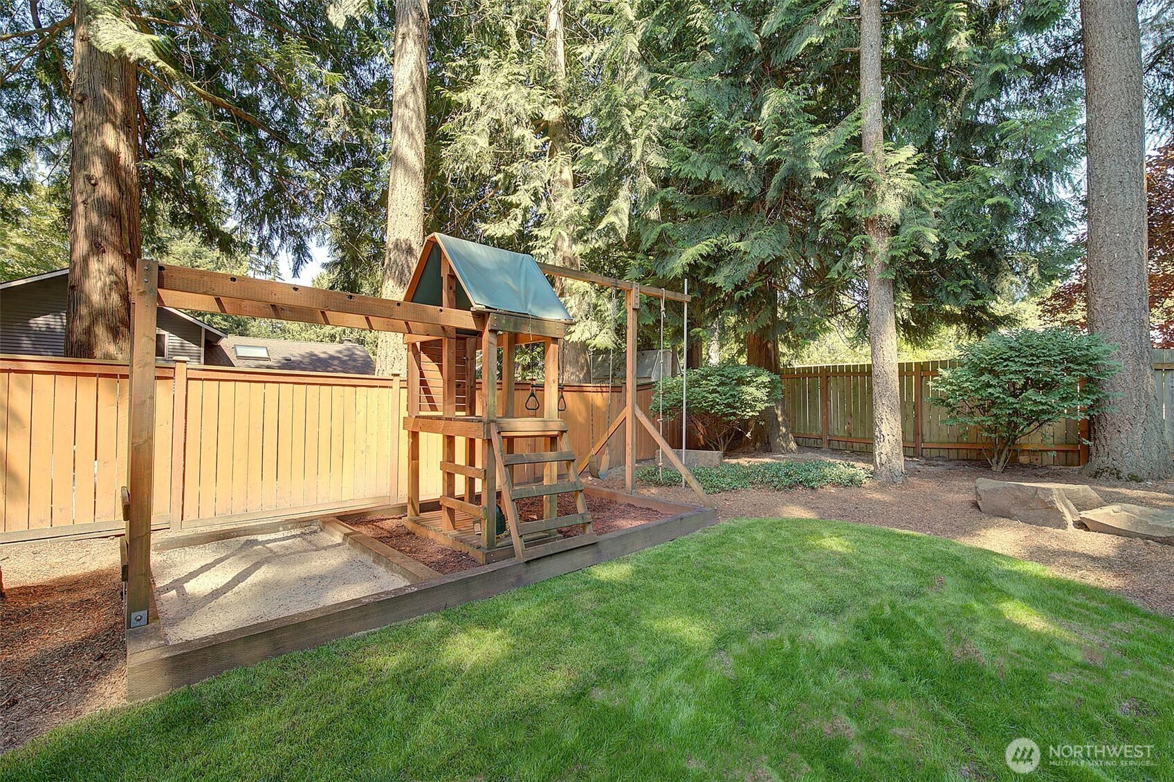 22014 Ne 13th Place Property Photo 31