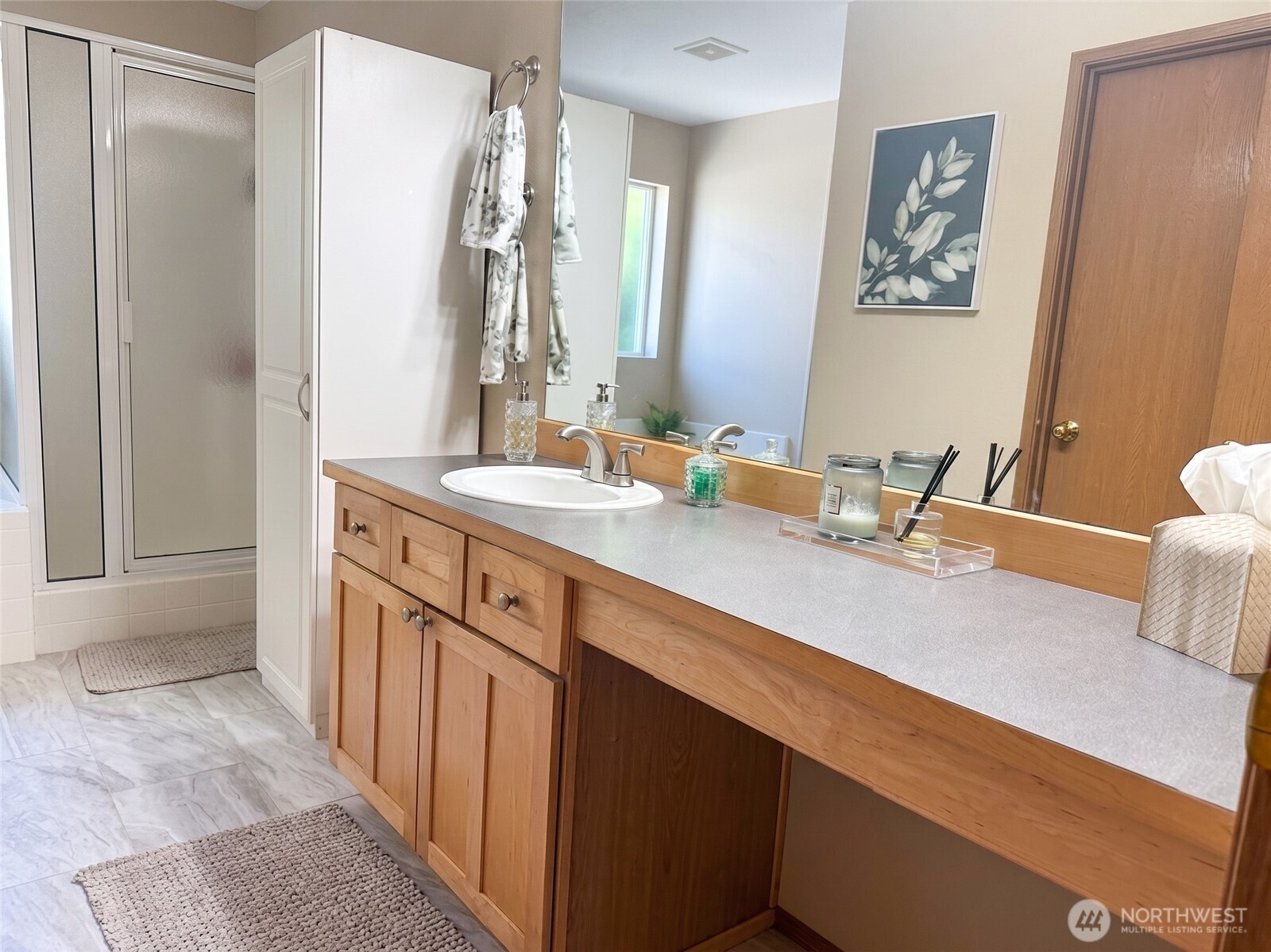24131 235th Avenue Property Photo 28