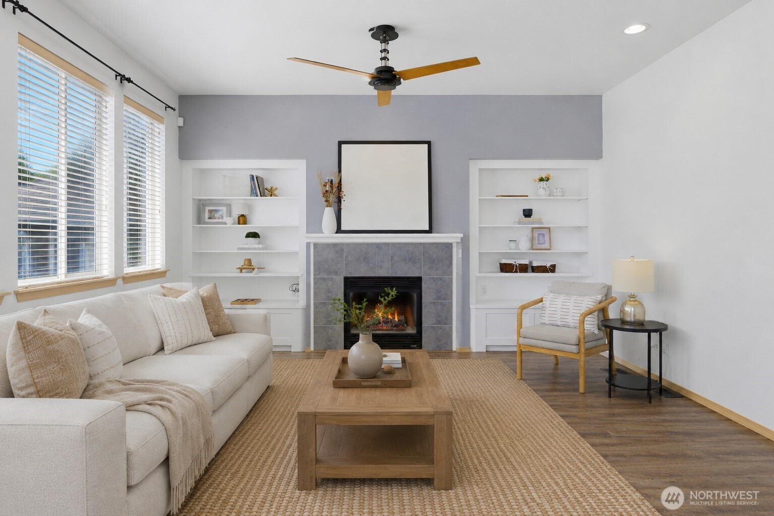 27912 31st Place Property Photo 4