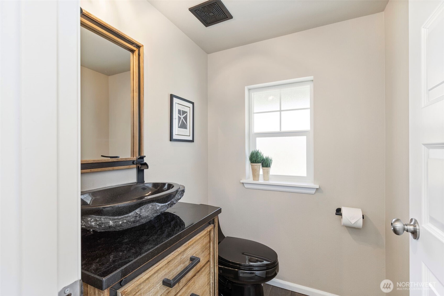 1331 Baker Heights Property Photo 12