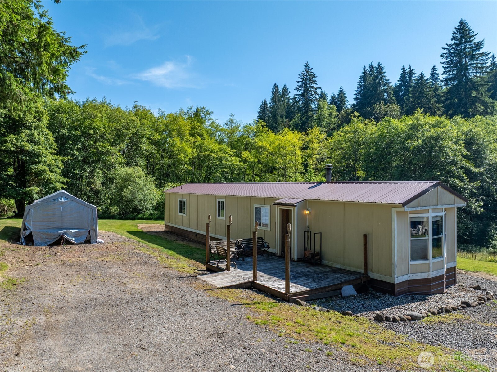 461 Kjesbu Road Property Photo 4