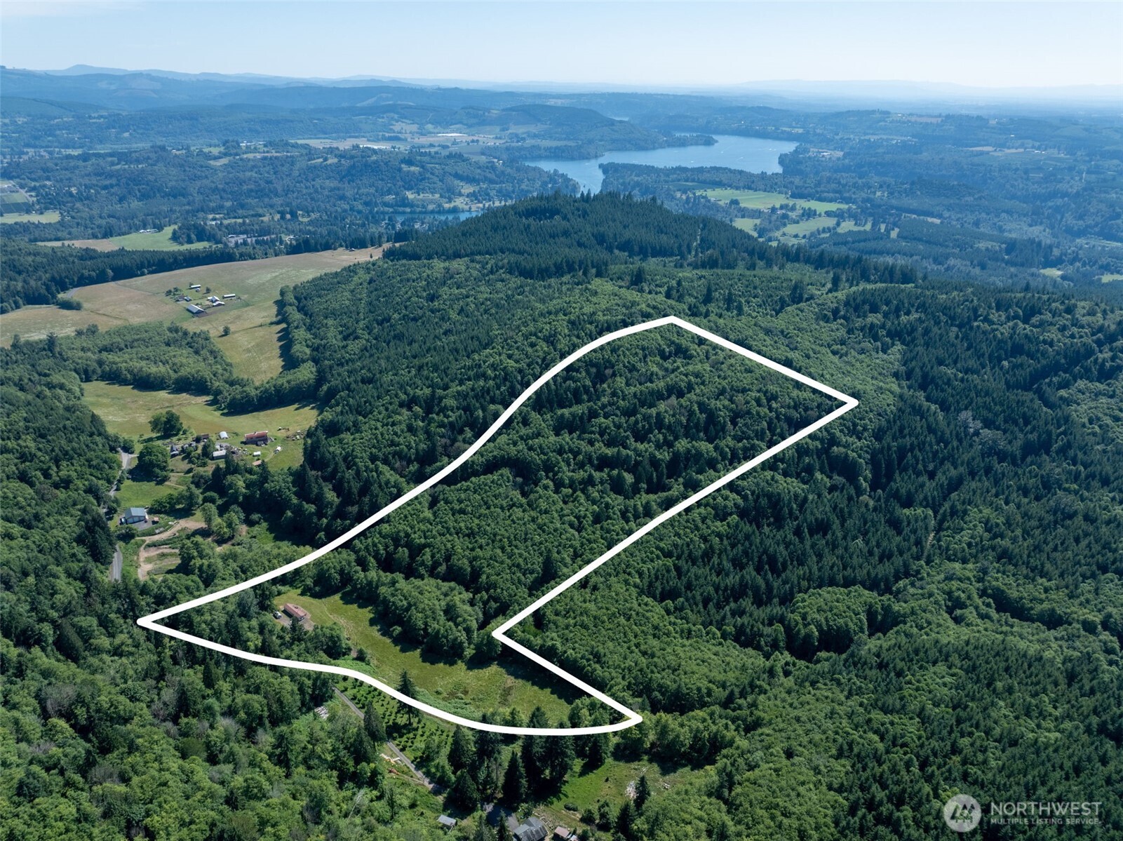 461 Kjesbu Road Property Photo 11