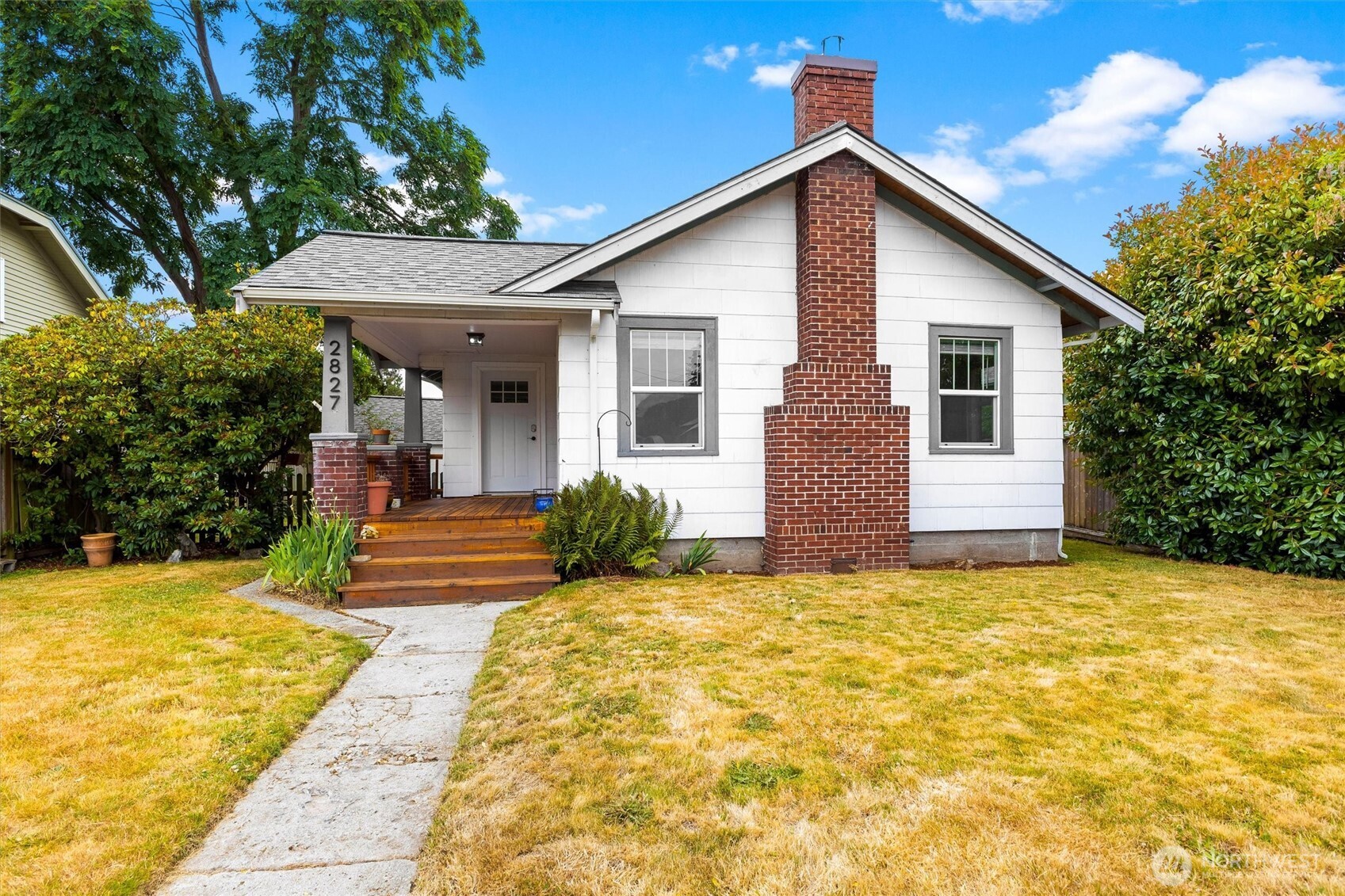 2827 Walnut Street Property Photo 1