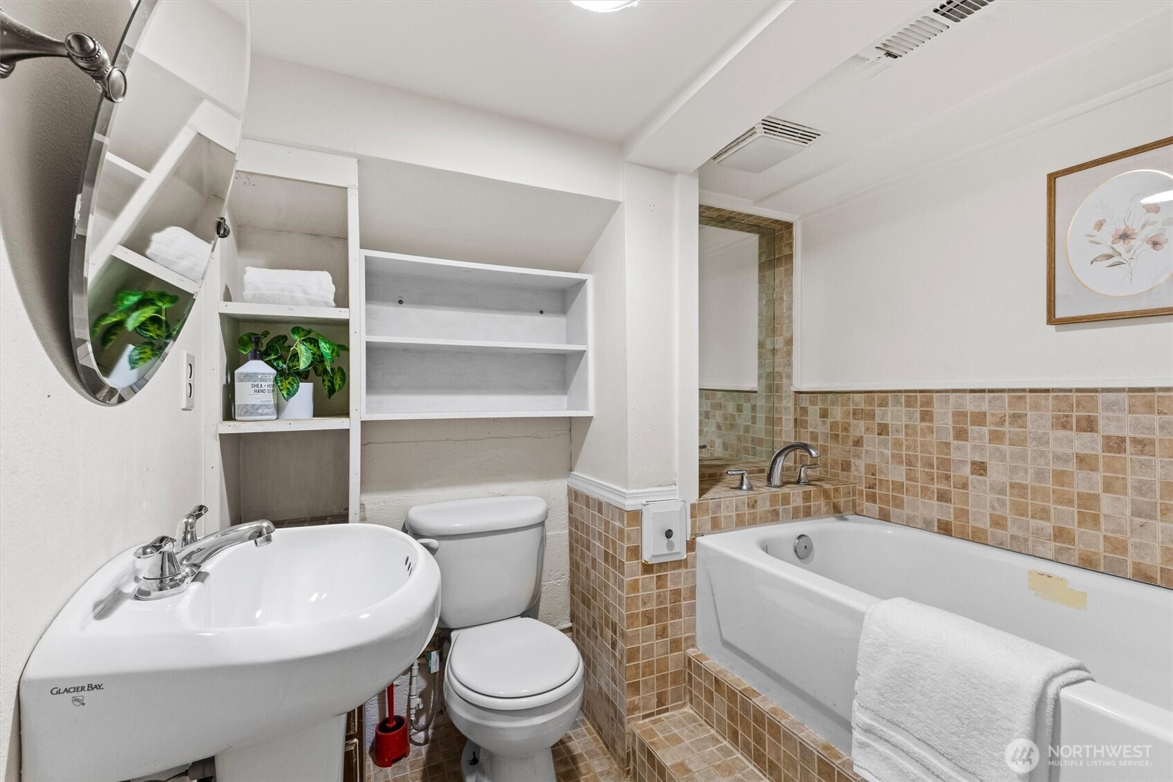 2827 Walnut Street Property Photo 17
