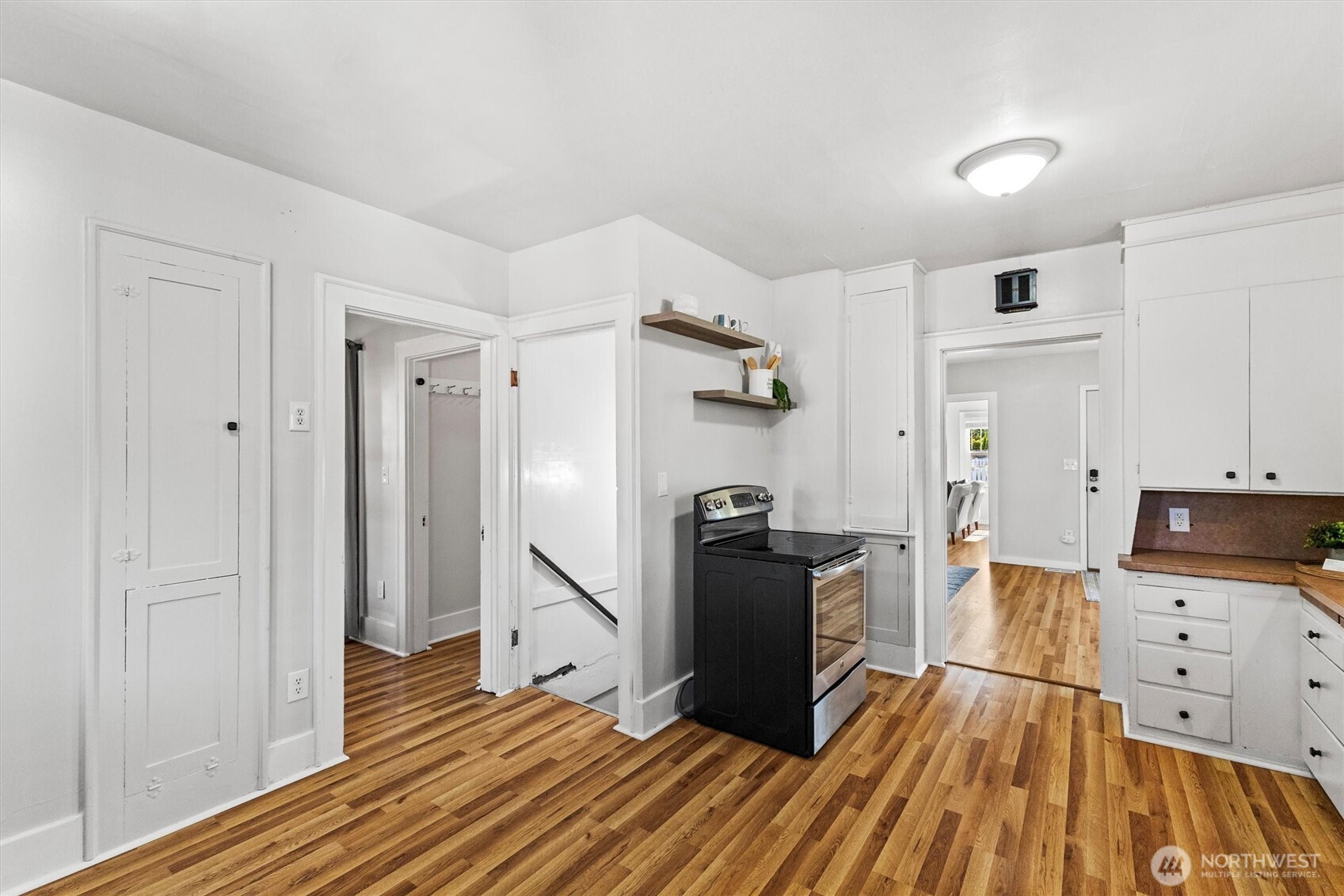 2827 Walnut Street Property Photo 25