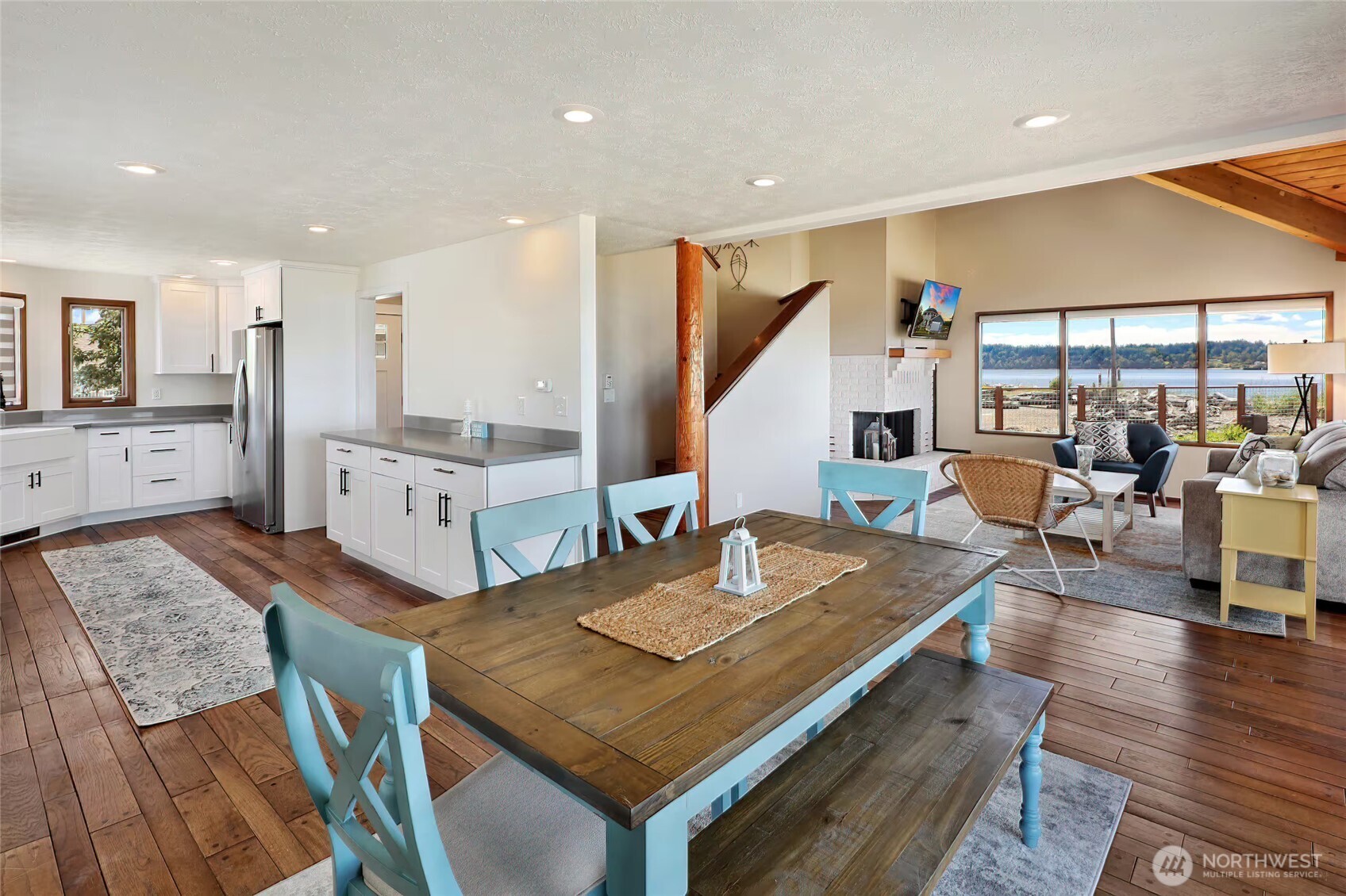 2585 Lummi View Drive Property Photo 6
