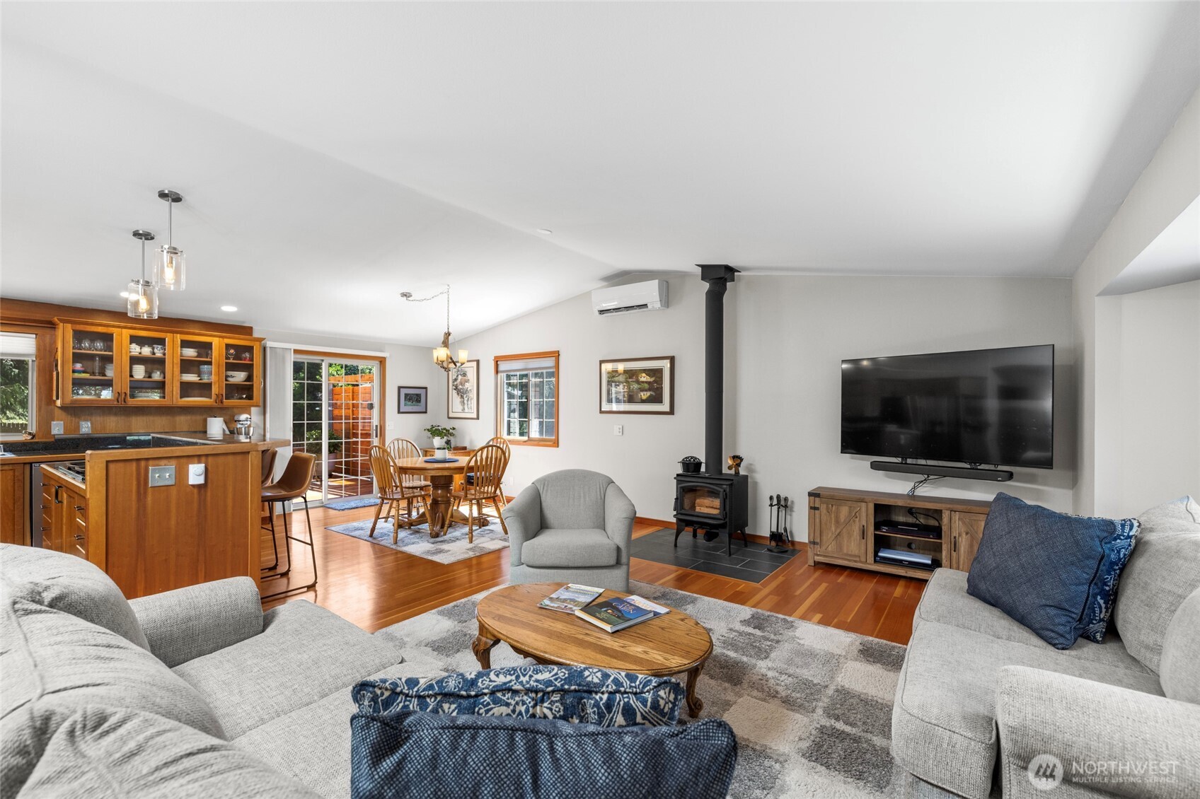 4 Quinault Way Property Photo 3