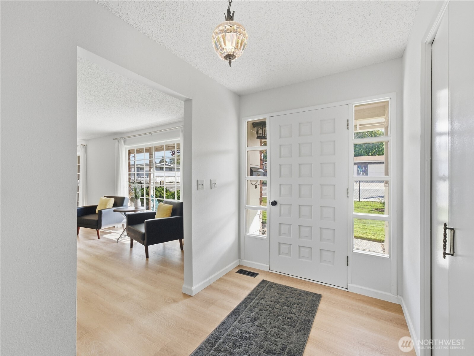 934 Stevens Street Property Photo 3