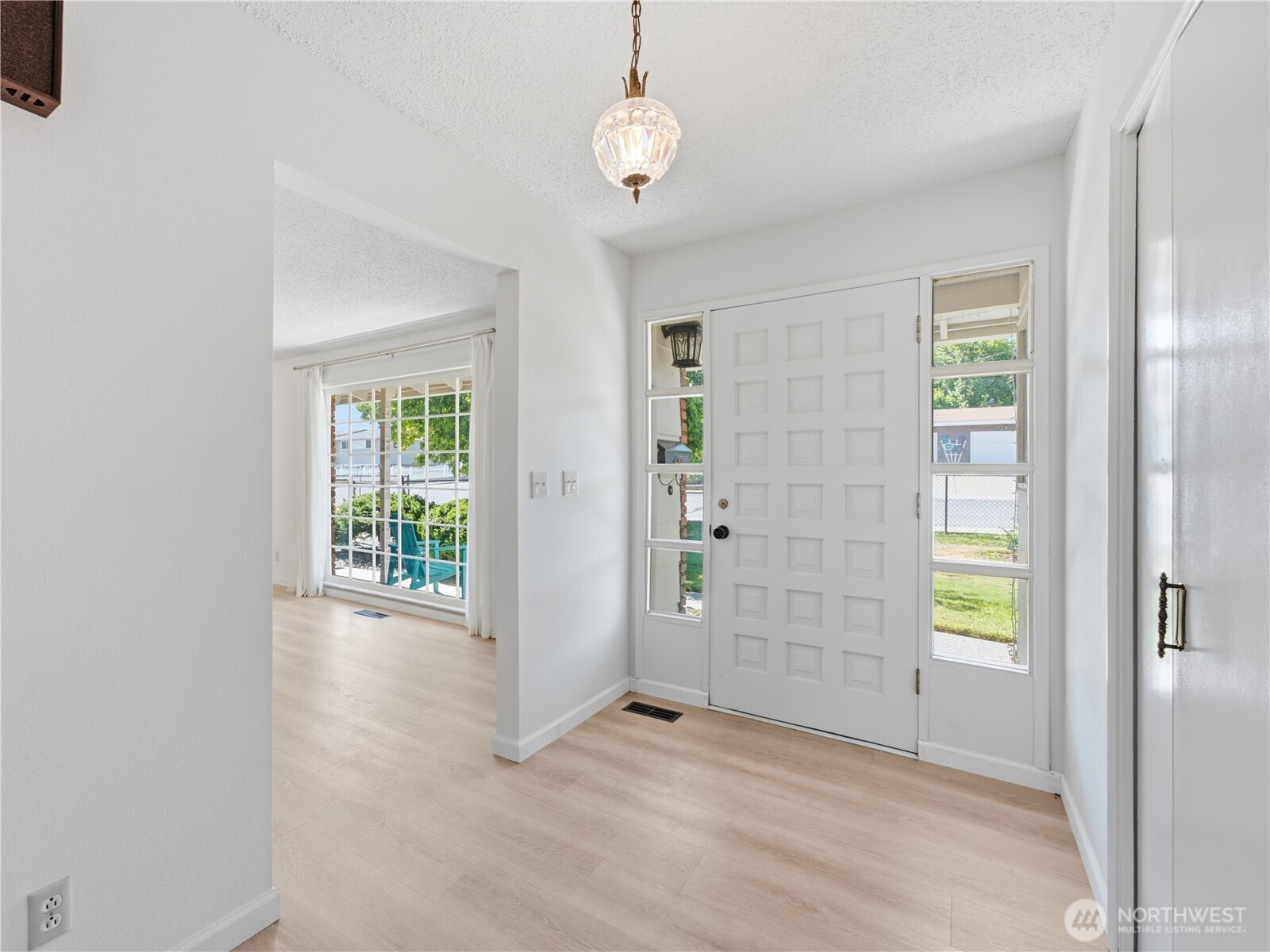 934 Stevens Street Property Photo 6