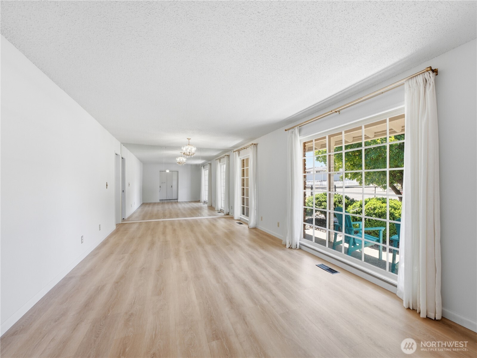 934 Stevens Street Property Photo 7