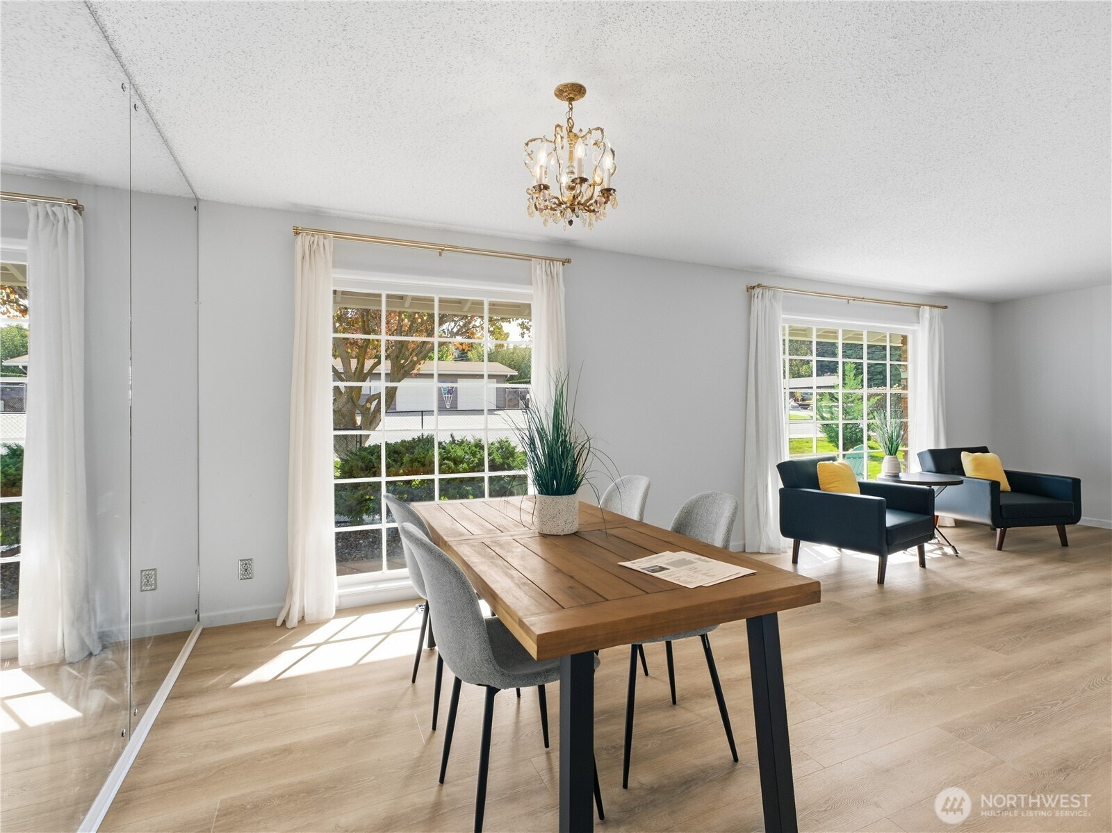 934 Stevens Street Property Photo 7