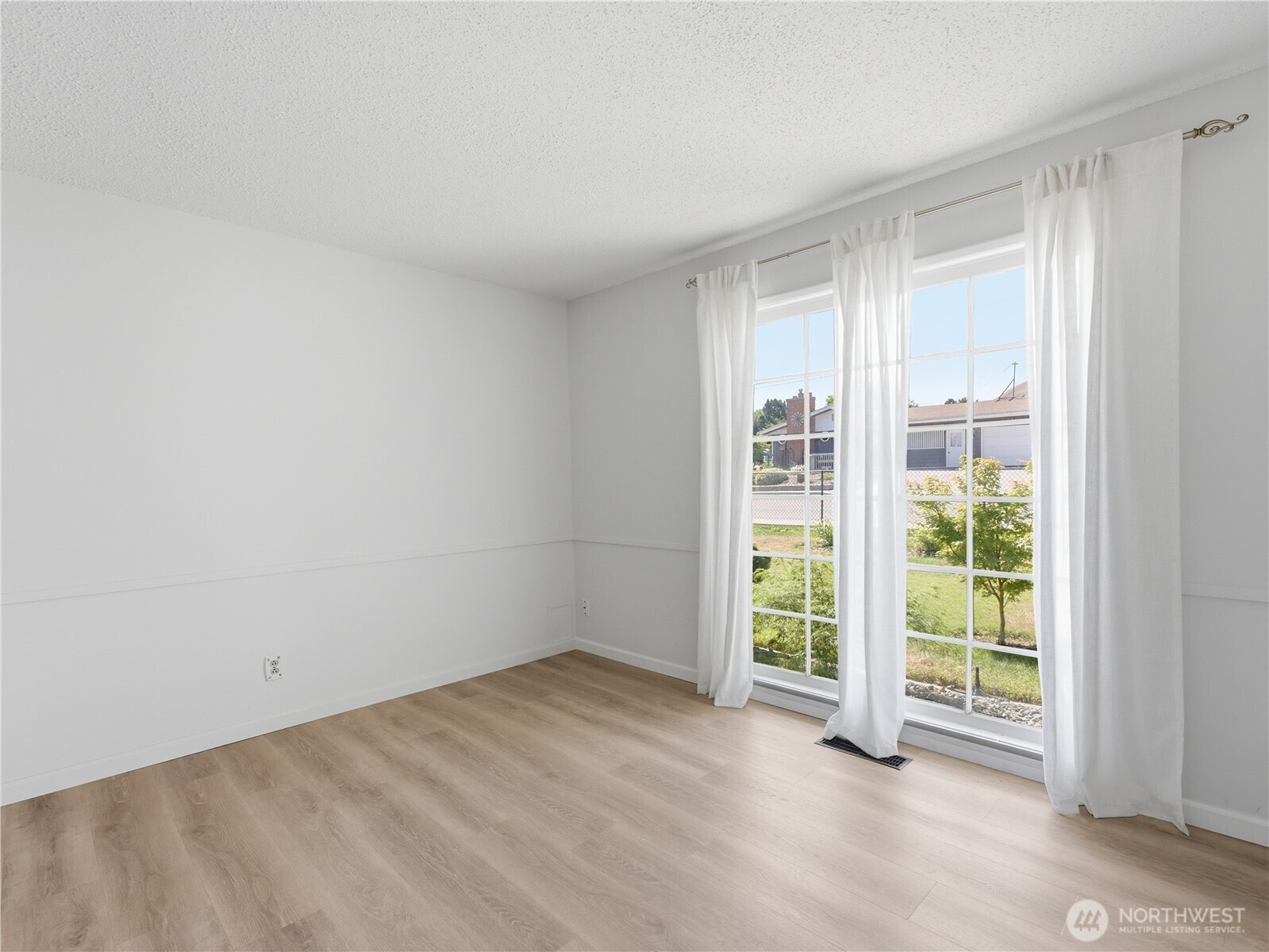 934 Stevens Street Property Photo 21
