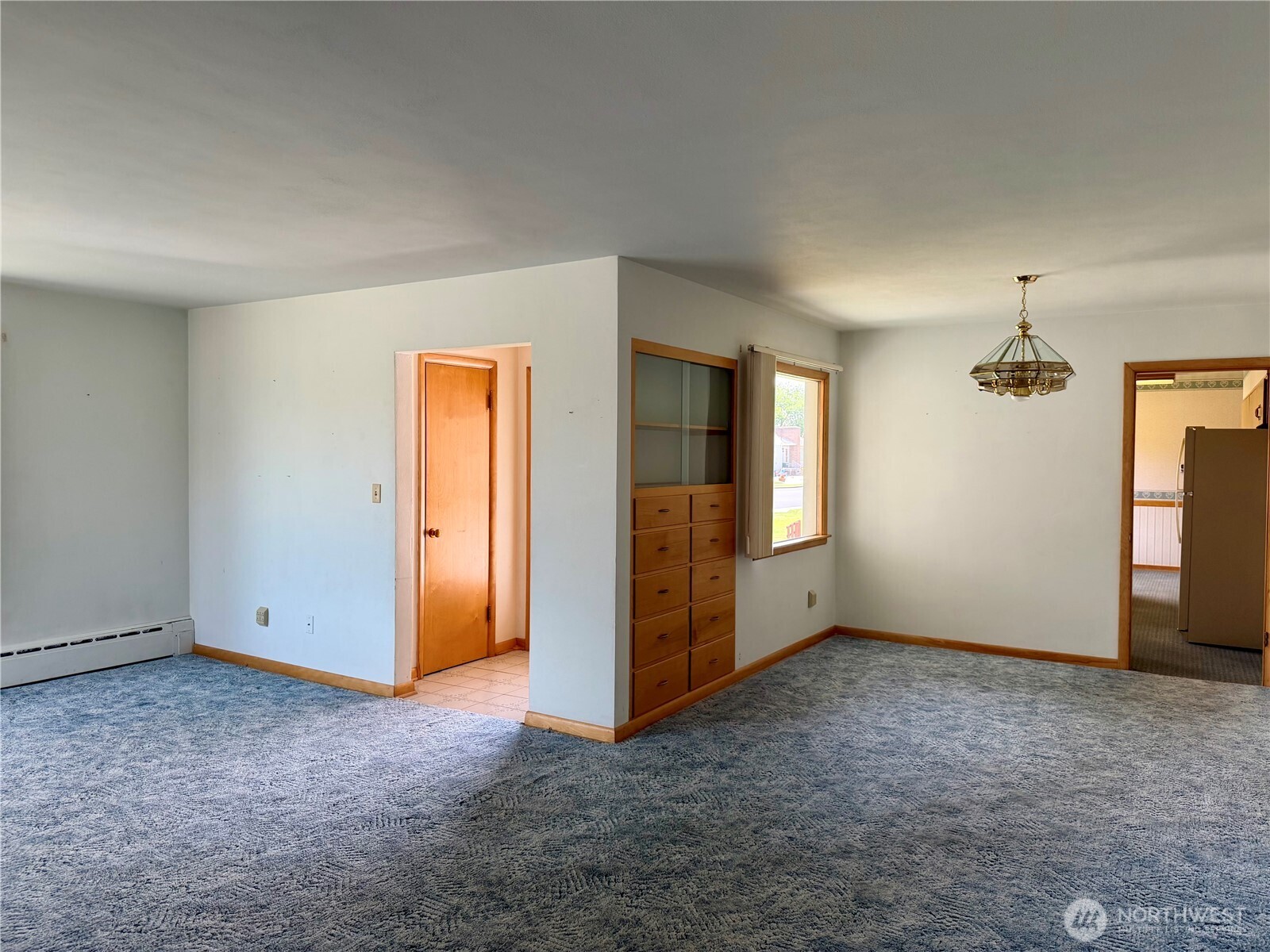 511 E 2nd Avenue Property Photo 13