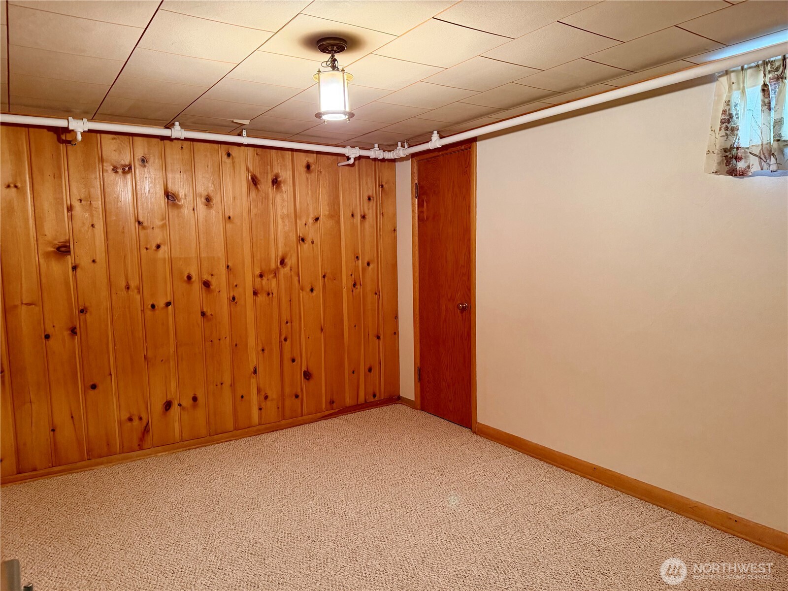 511 E 2nd Avenue Property Photo 35