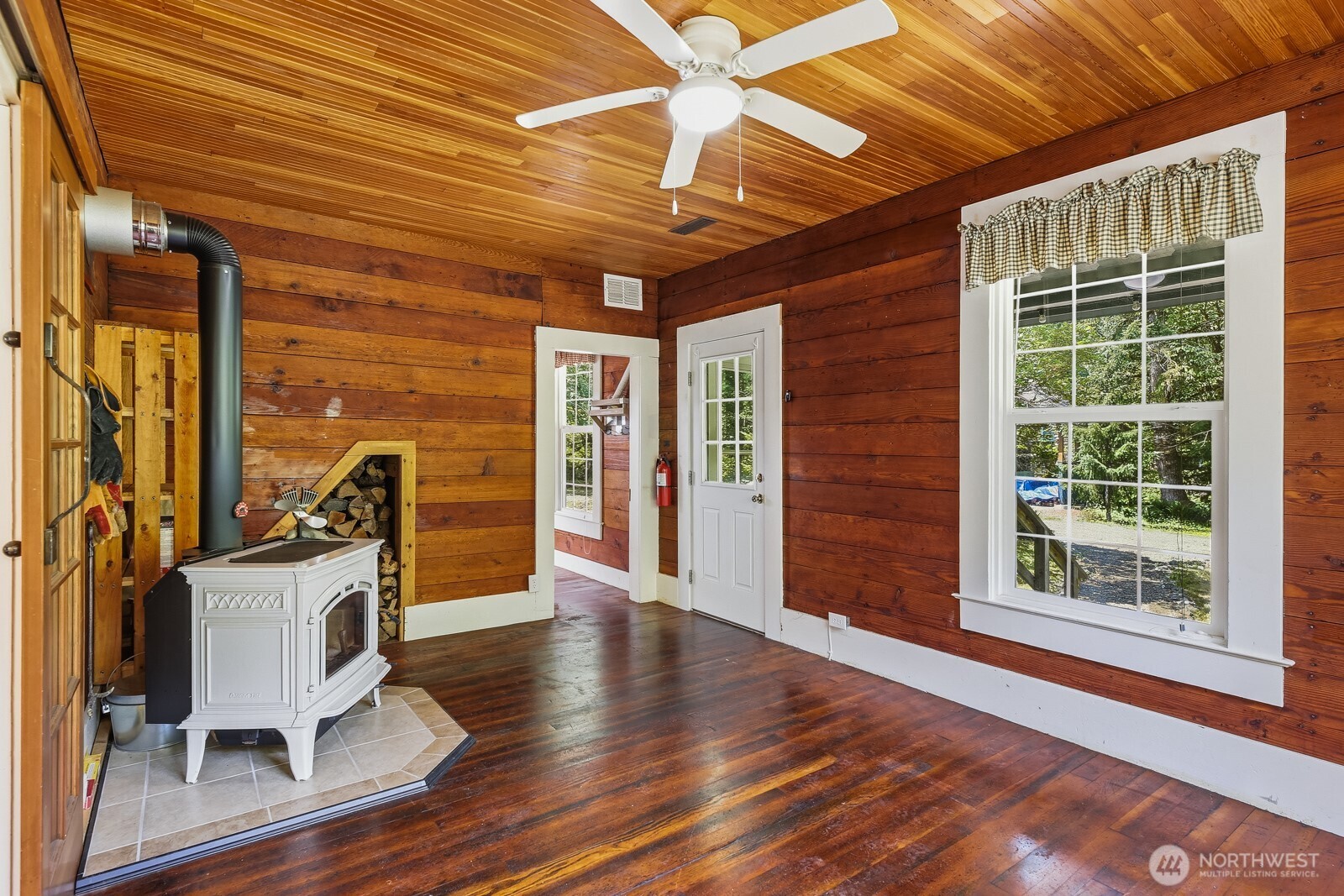 204 Whitton Avenue Property Photo 13