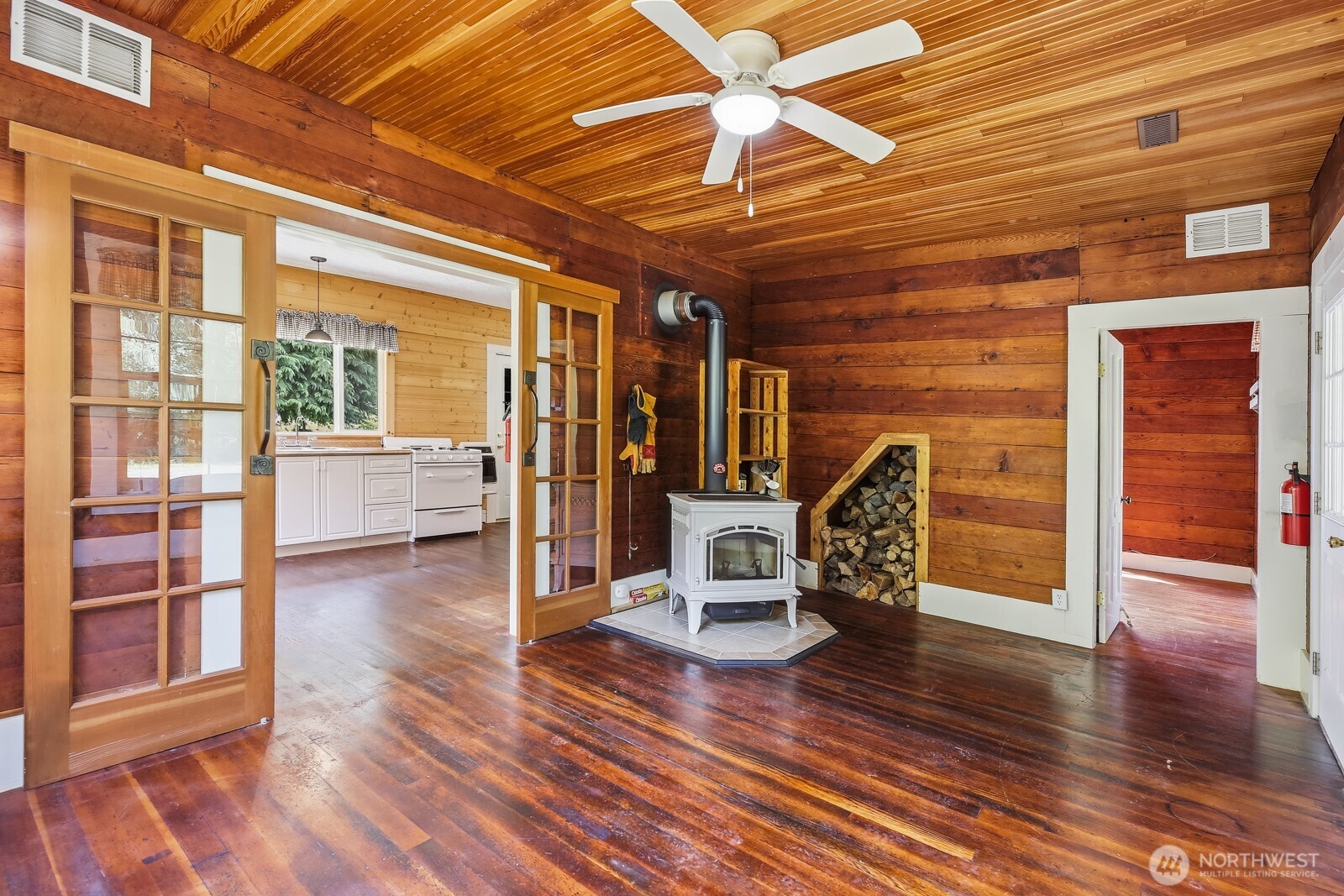 204 Whitton Avenue Property Photo 14