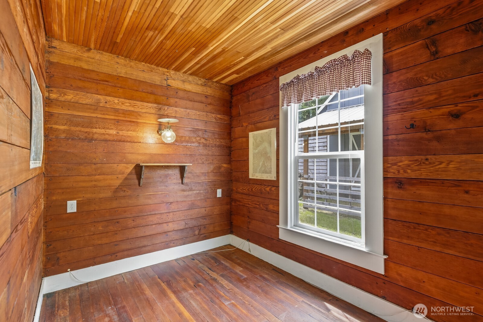 204 Whitton Avenue Property Photo 24