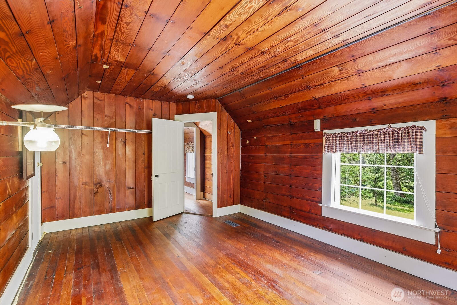 204 Whitton Avenue Property Photo 29