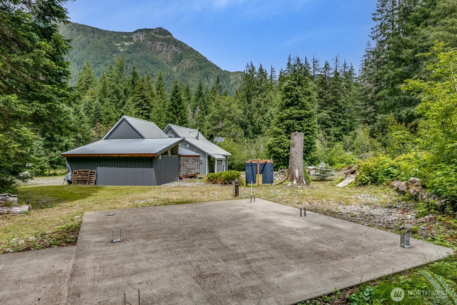 204 Whitton Avenue Property Photo 35