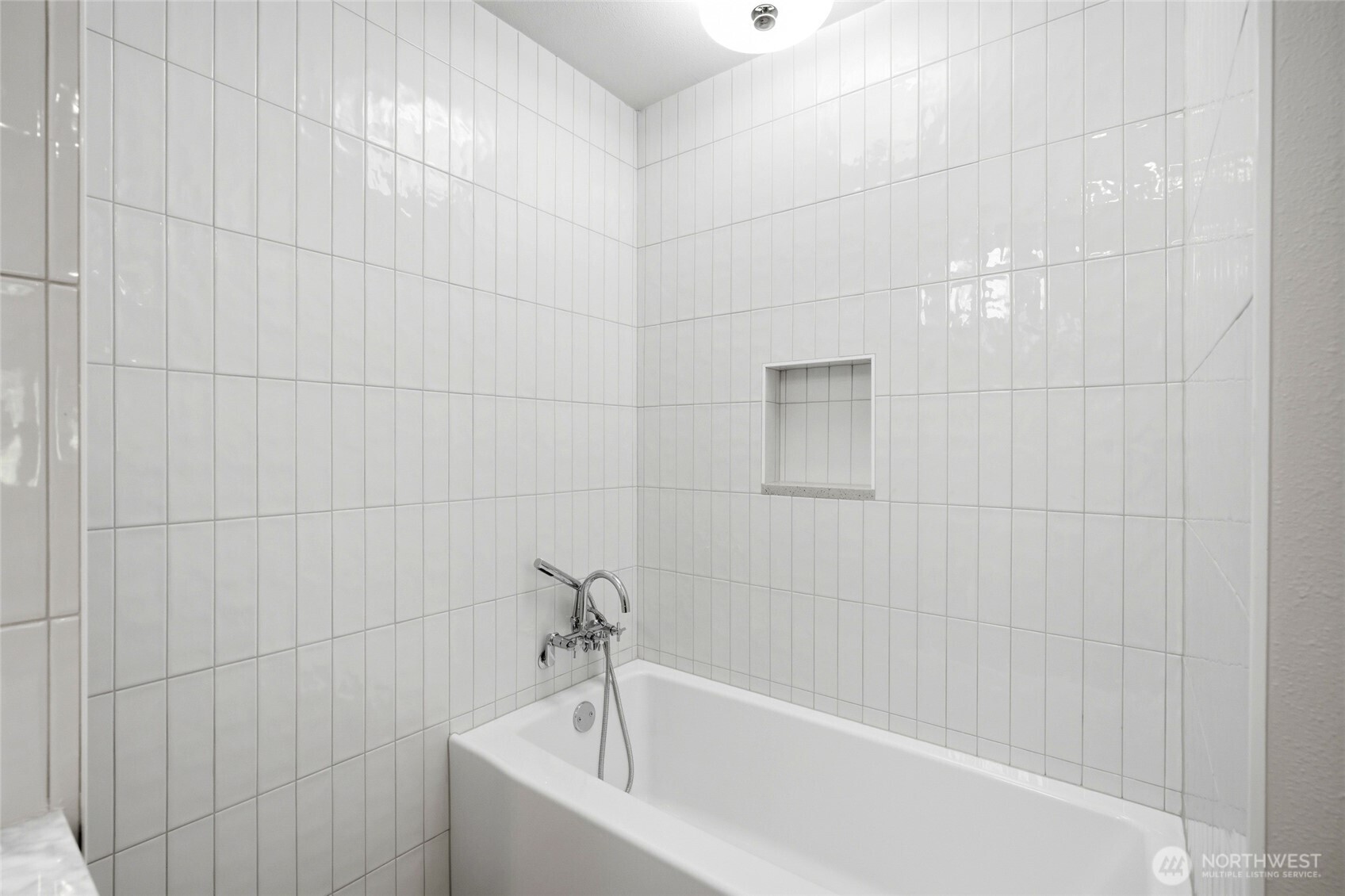 17432 Bothell Way B-307 Property Photo 14