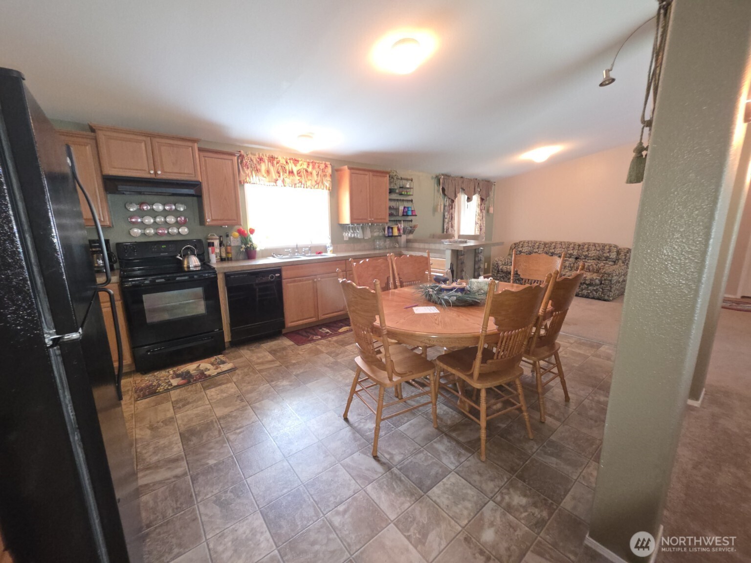 24215 Y Lane Property Photo 3