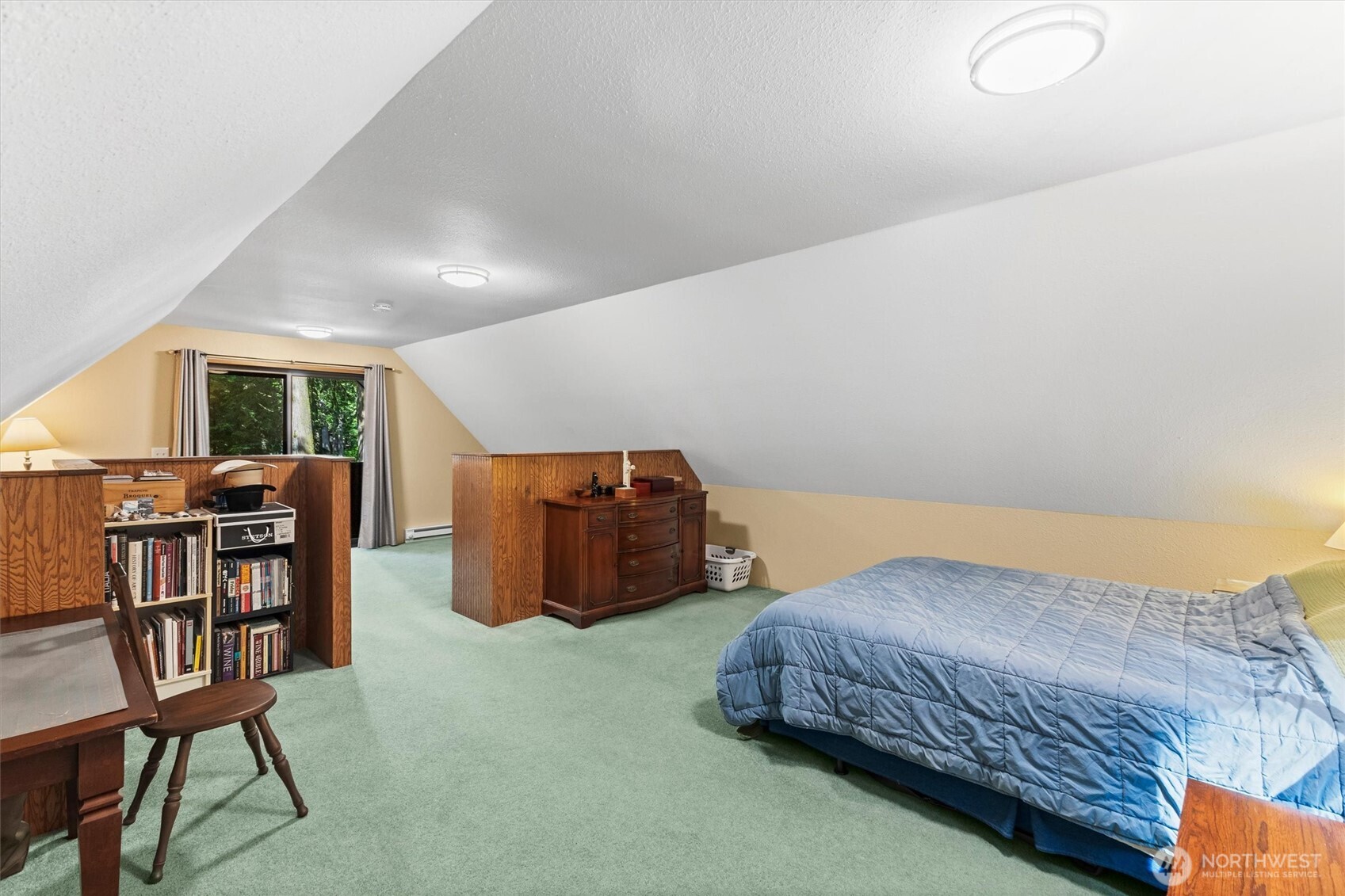 7082 Rainier Way Property Photo 12