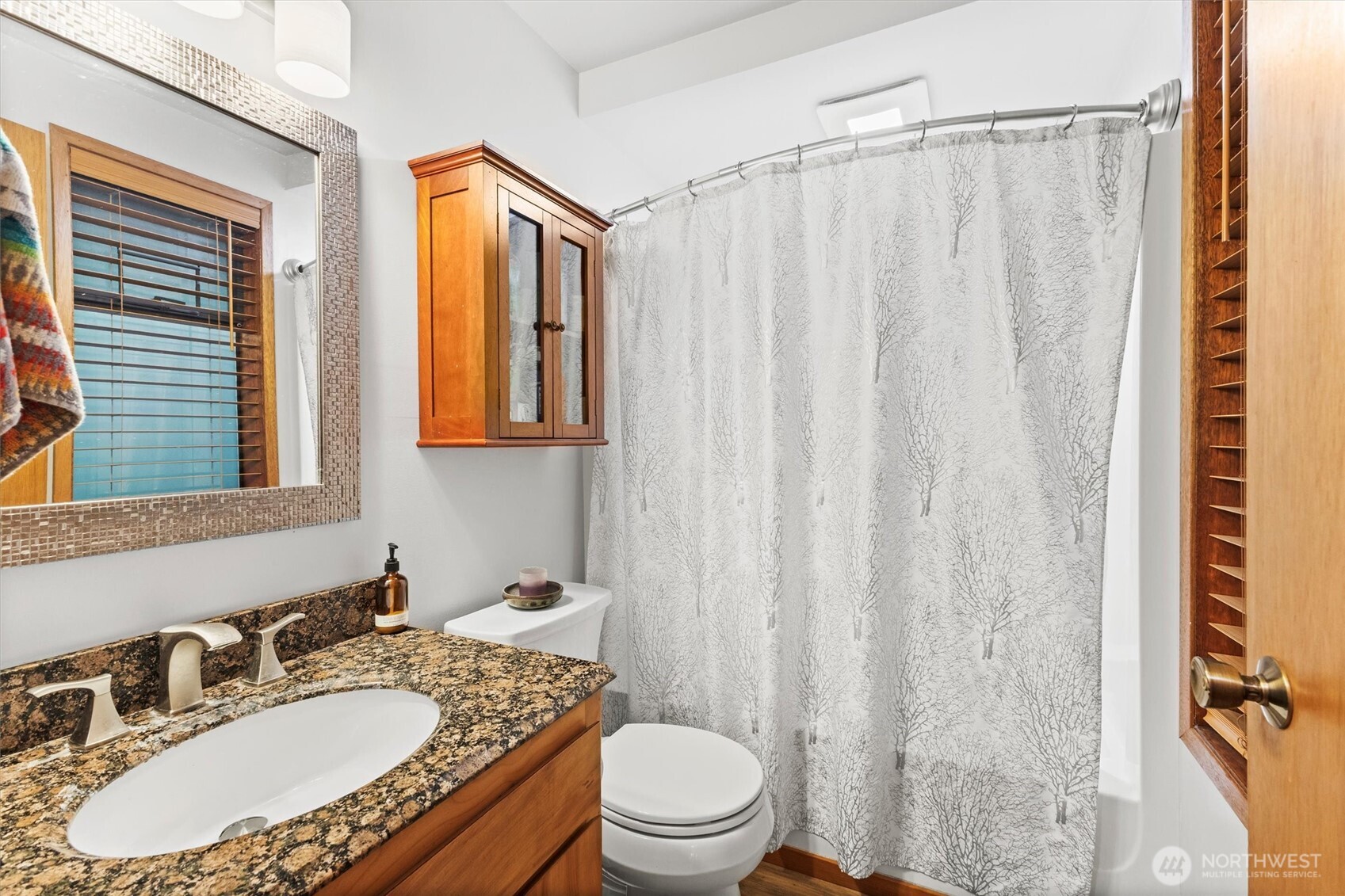 7082 Rainier Way Property Photo 14