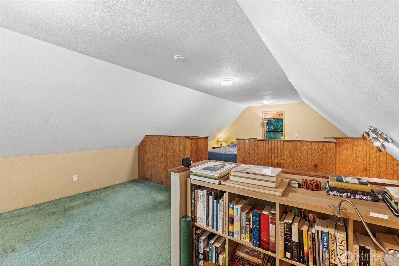 7082 Rainier Way Property Photo 15