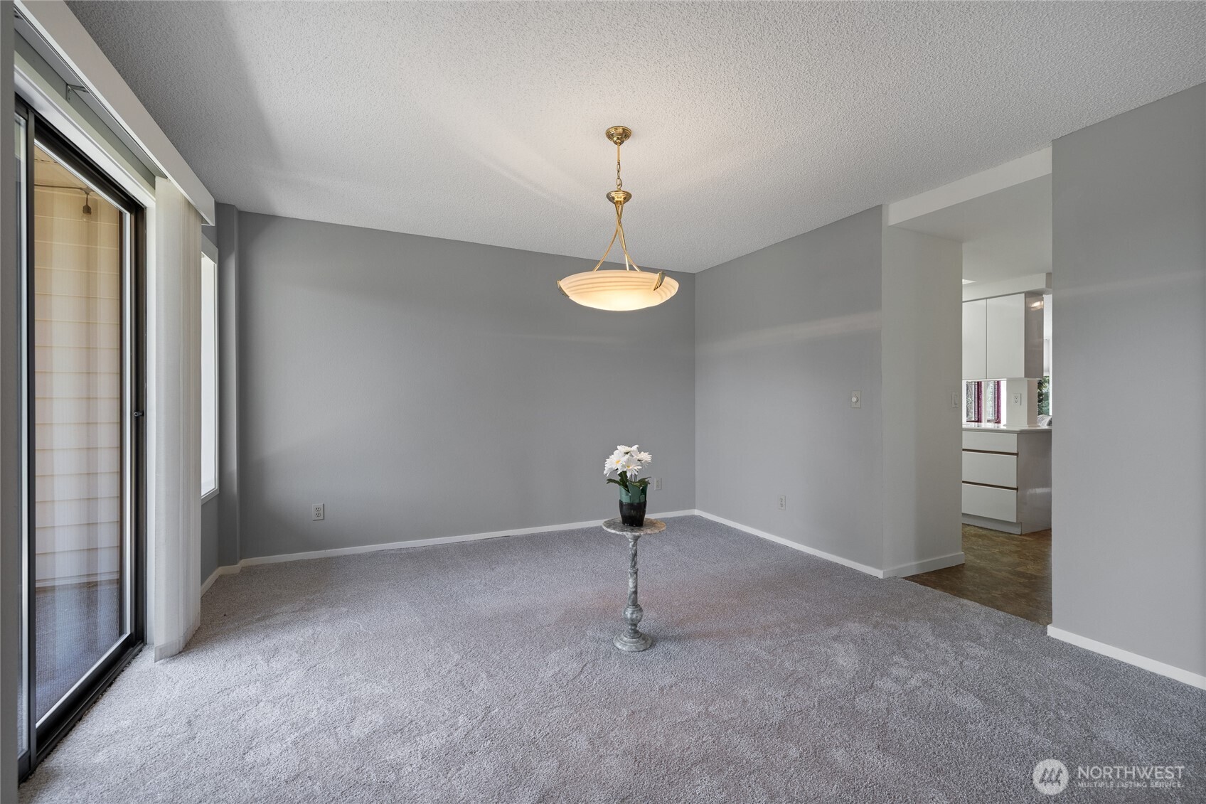 2615 S Cedar 408 Property Photo 4