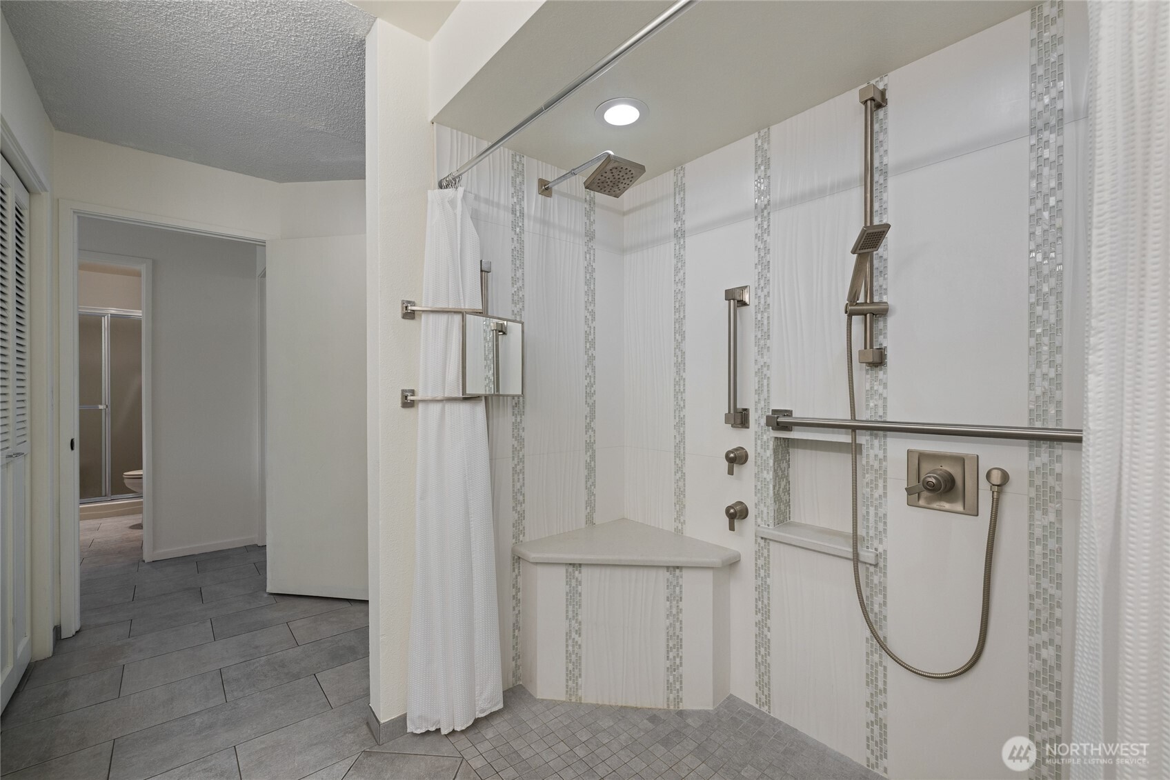 2615 S Cedar 408 Property Photo 29