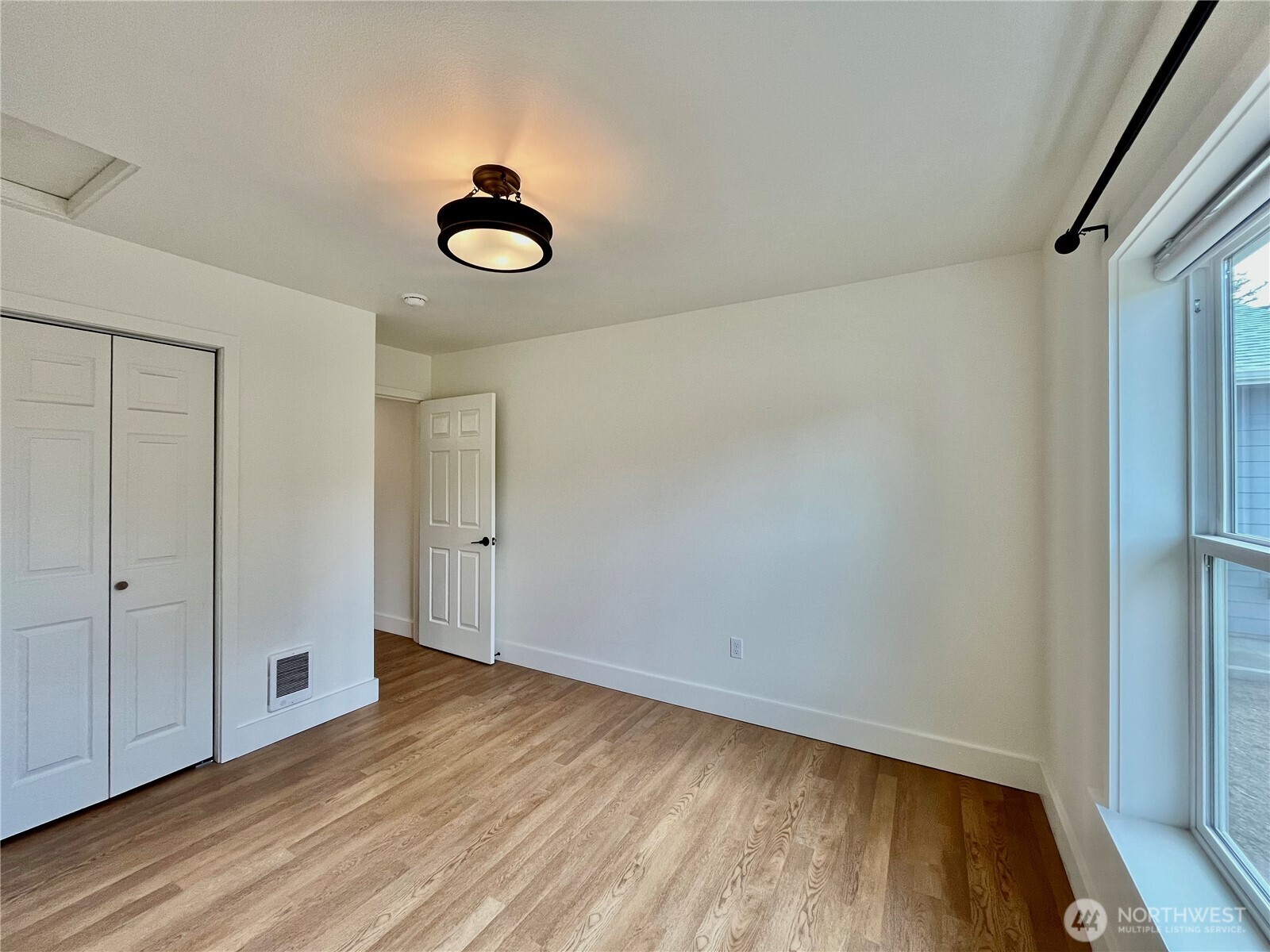 382 S Wynoochee Drive Property Photo 20