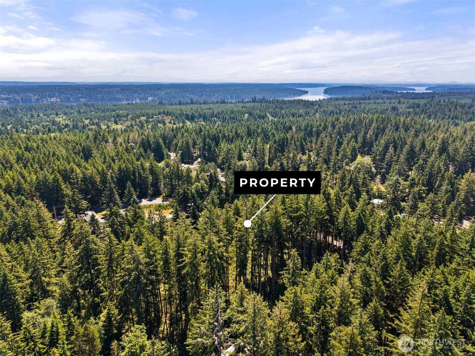 1030 E Phillips Lake Road Property Photo 5