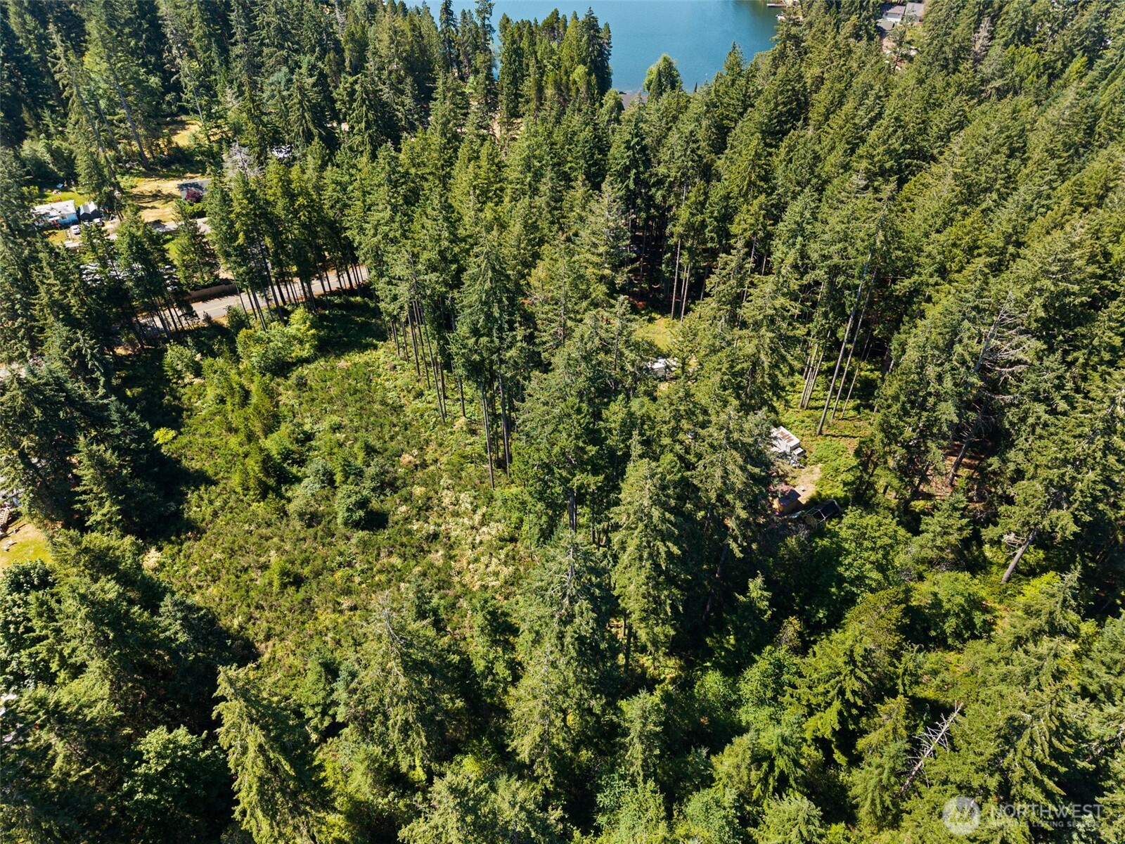 1030 E Phillips Lake Road Property Photo 10
