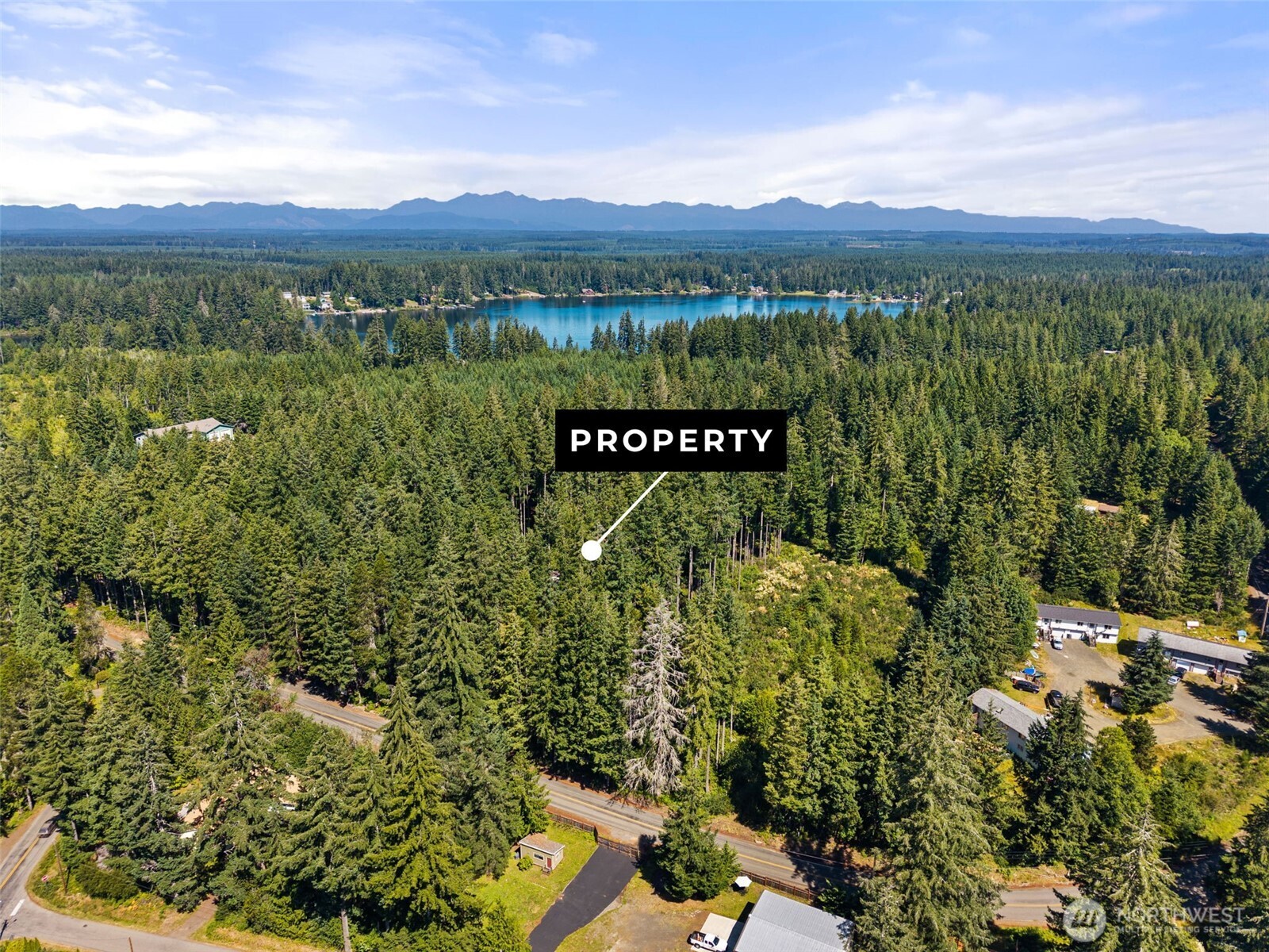 1030 E Phillips Lake Road Property Photo 11