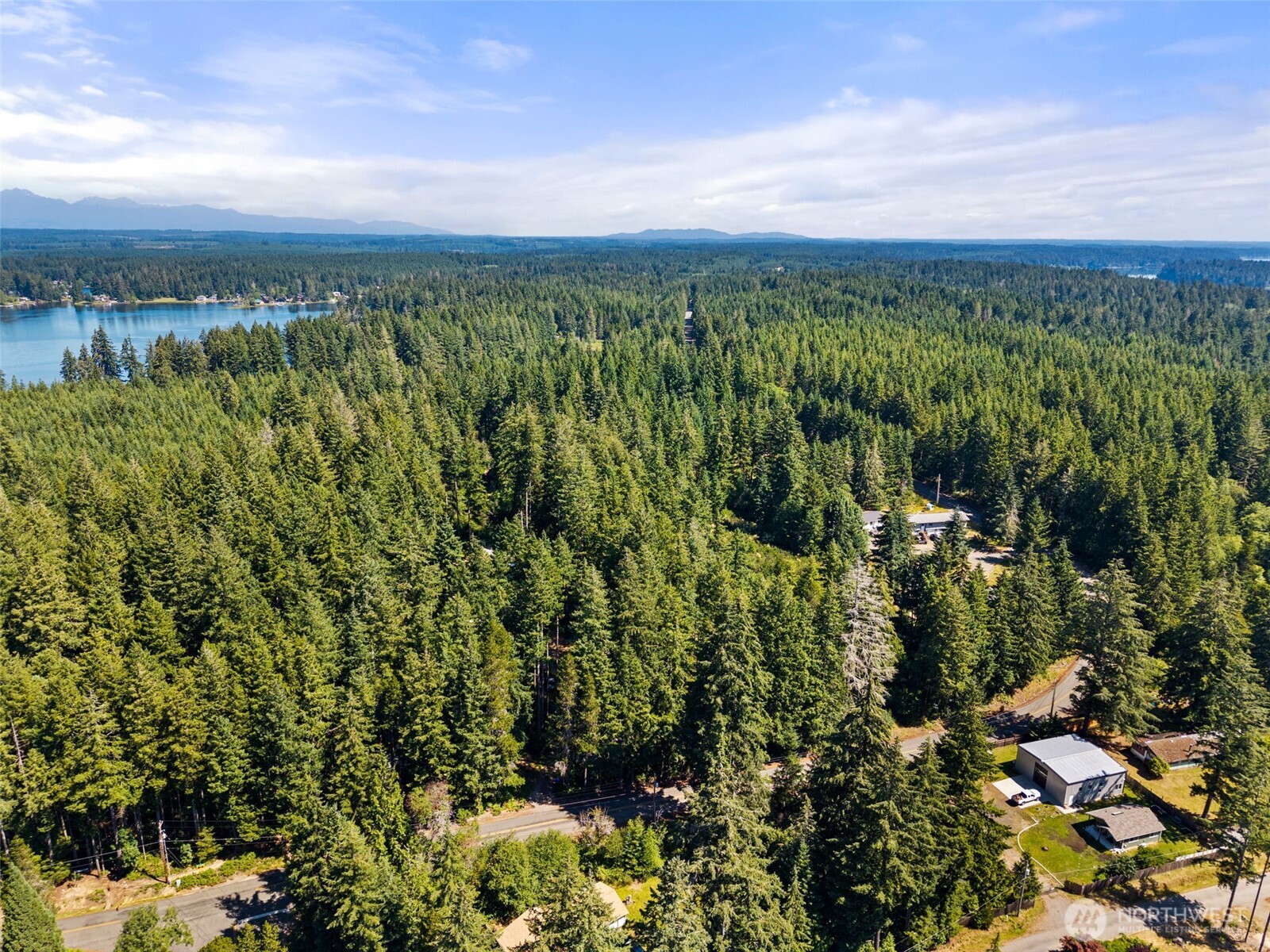 1030 E Phillips Lake Road Property Photo 19
