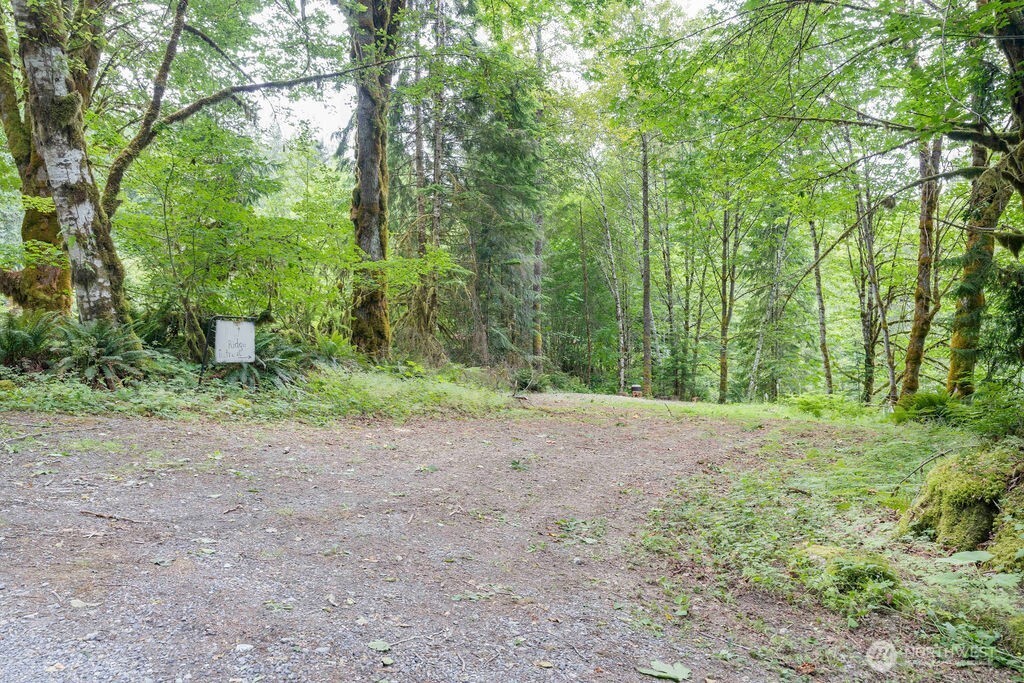 872 High Ridge Drive Property Photo 14