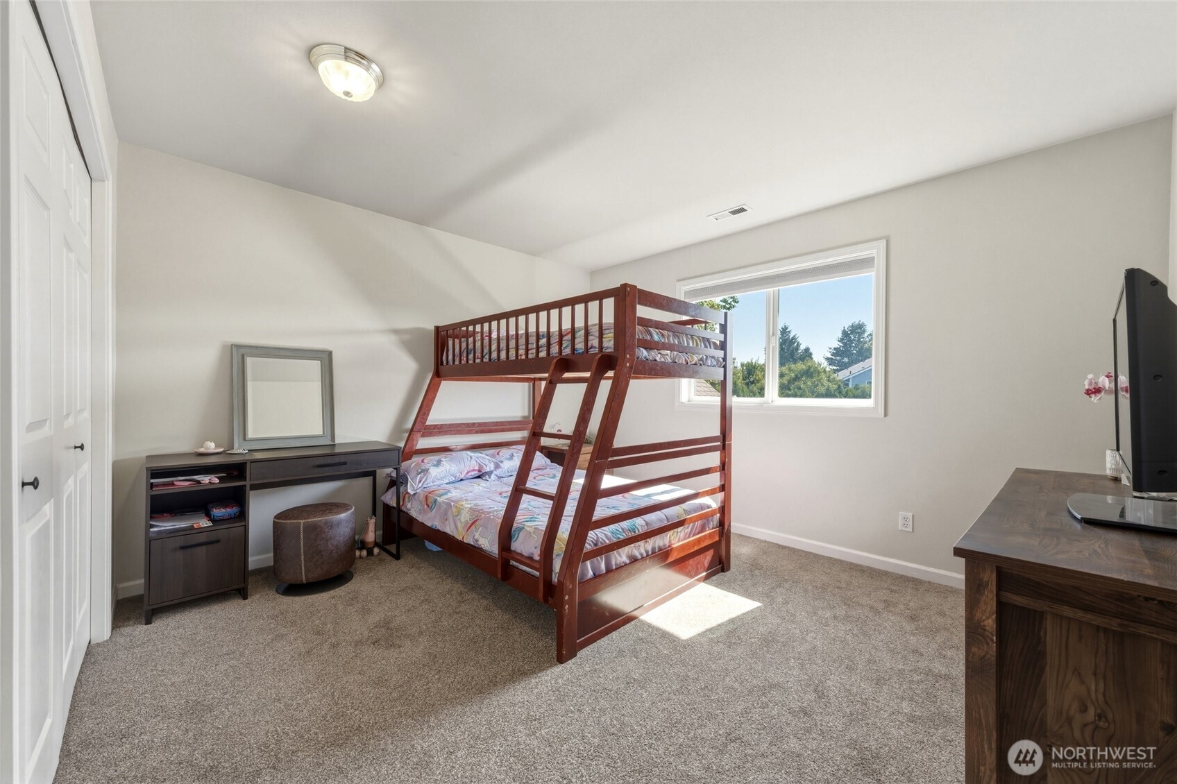 956 Se Garrison Drive Property Photo 26