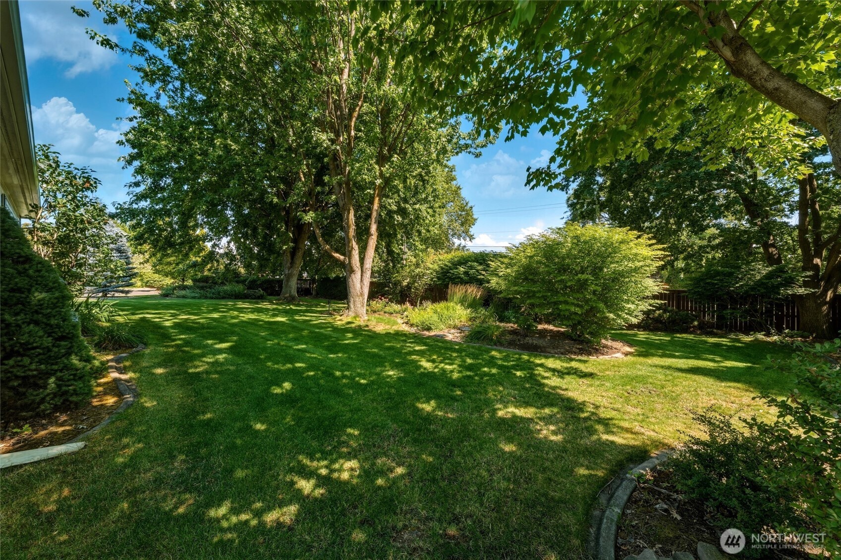 956 Se Garrison Drive Property Photo 34