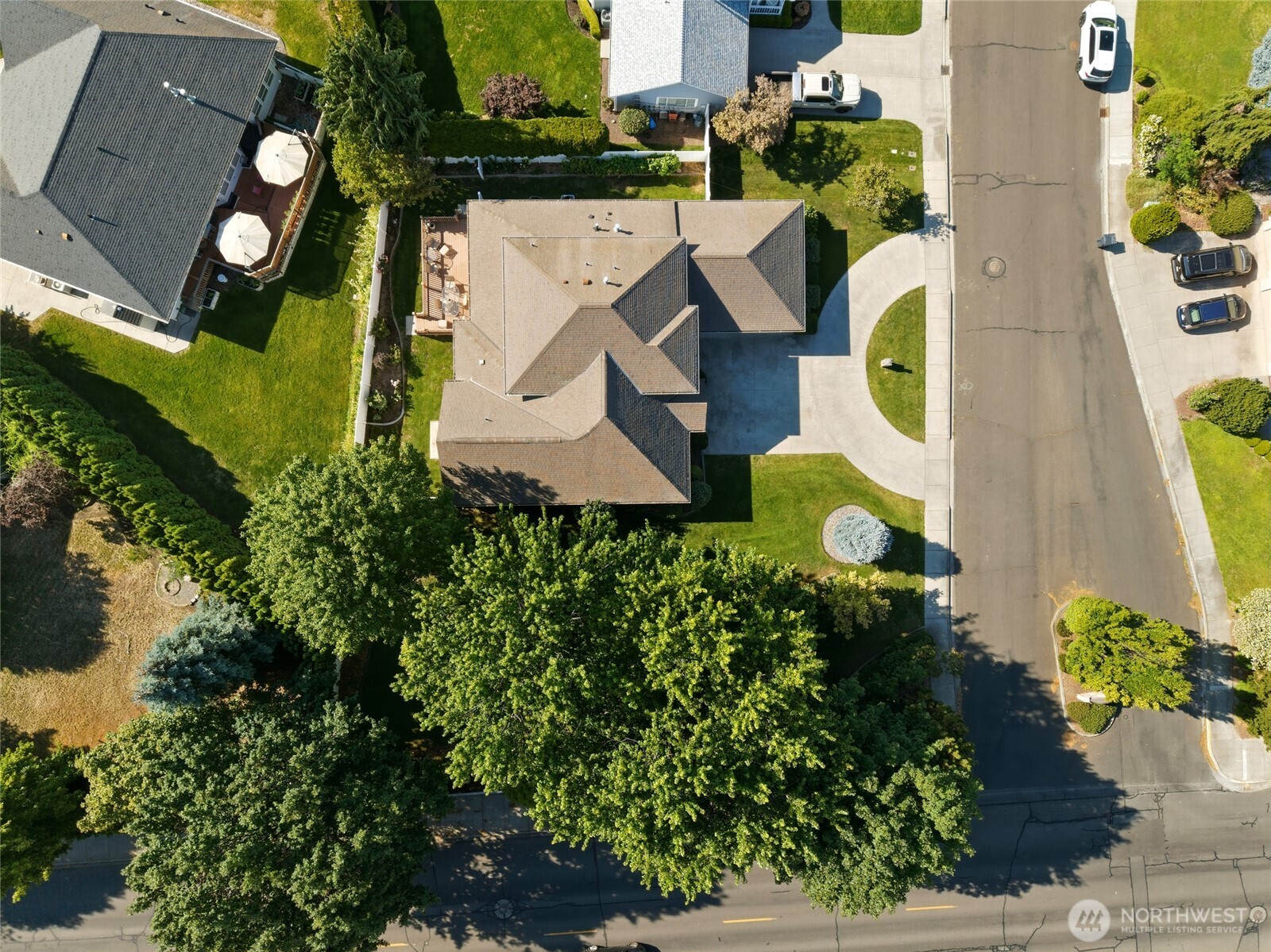 956 Se Garrison Drive Property Photo 37