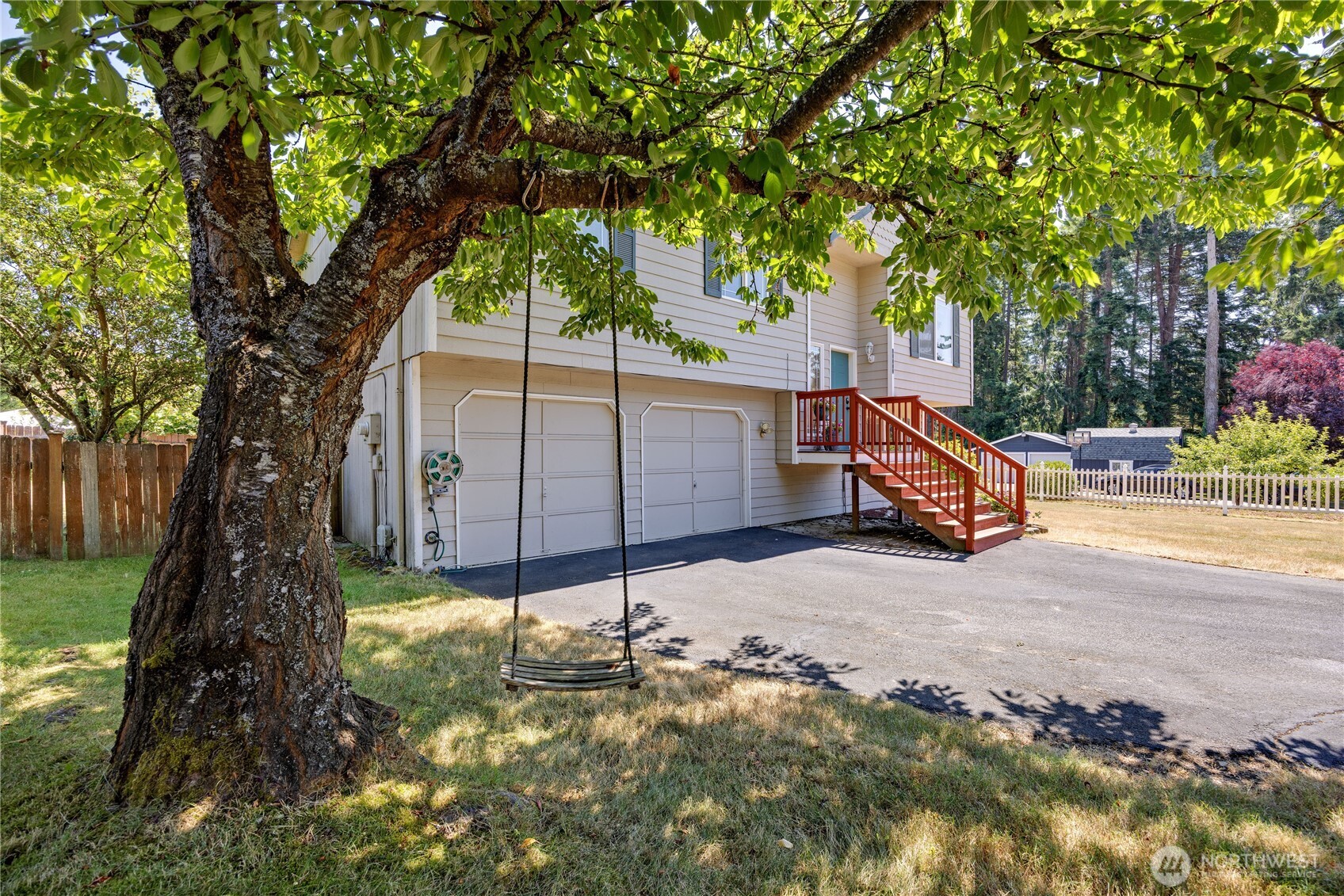 26202 Barrett Road Property Photo 3