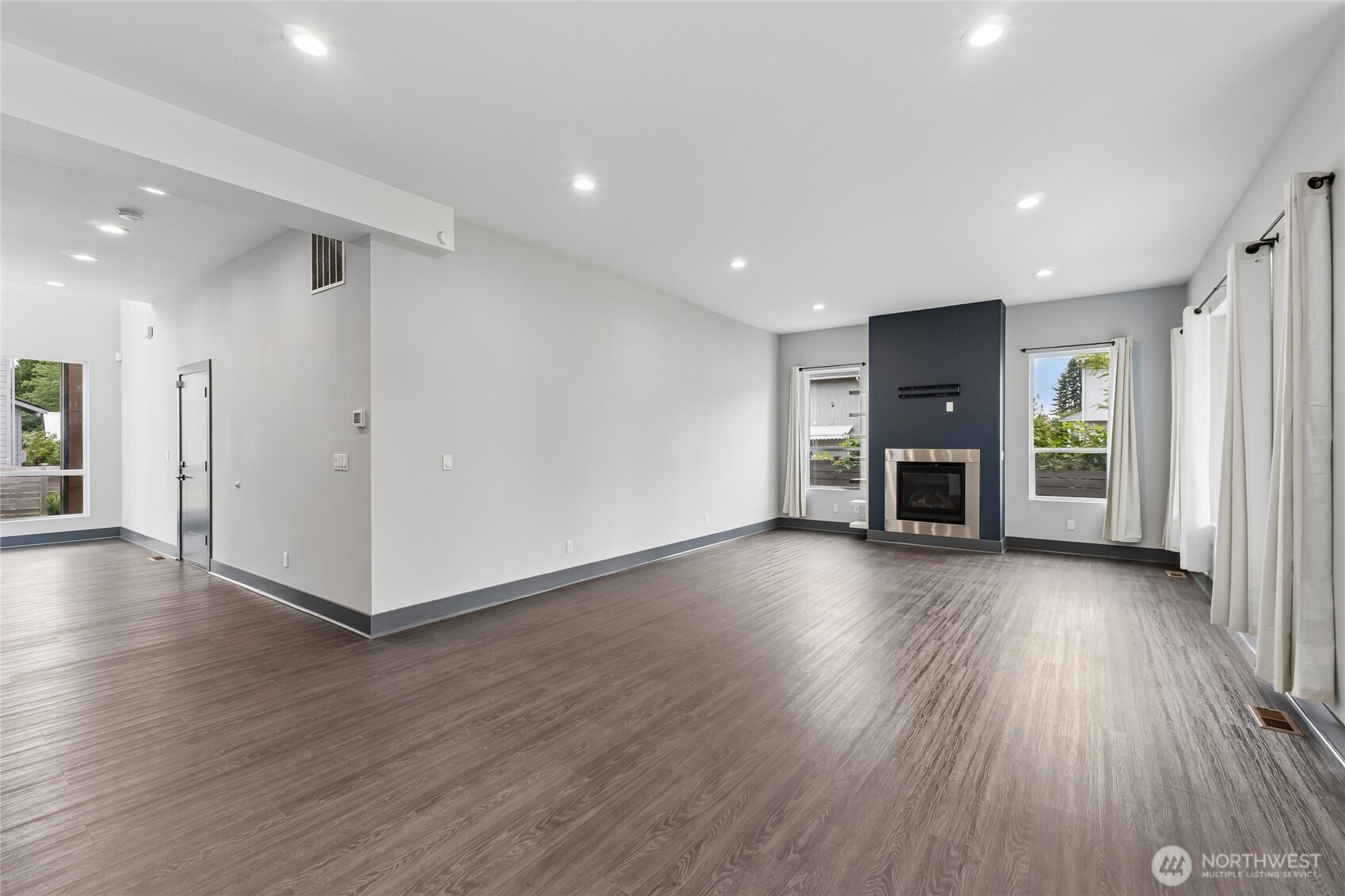 121 Palisades Place Property Photo 4