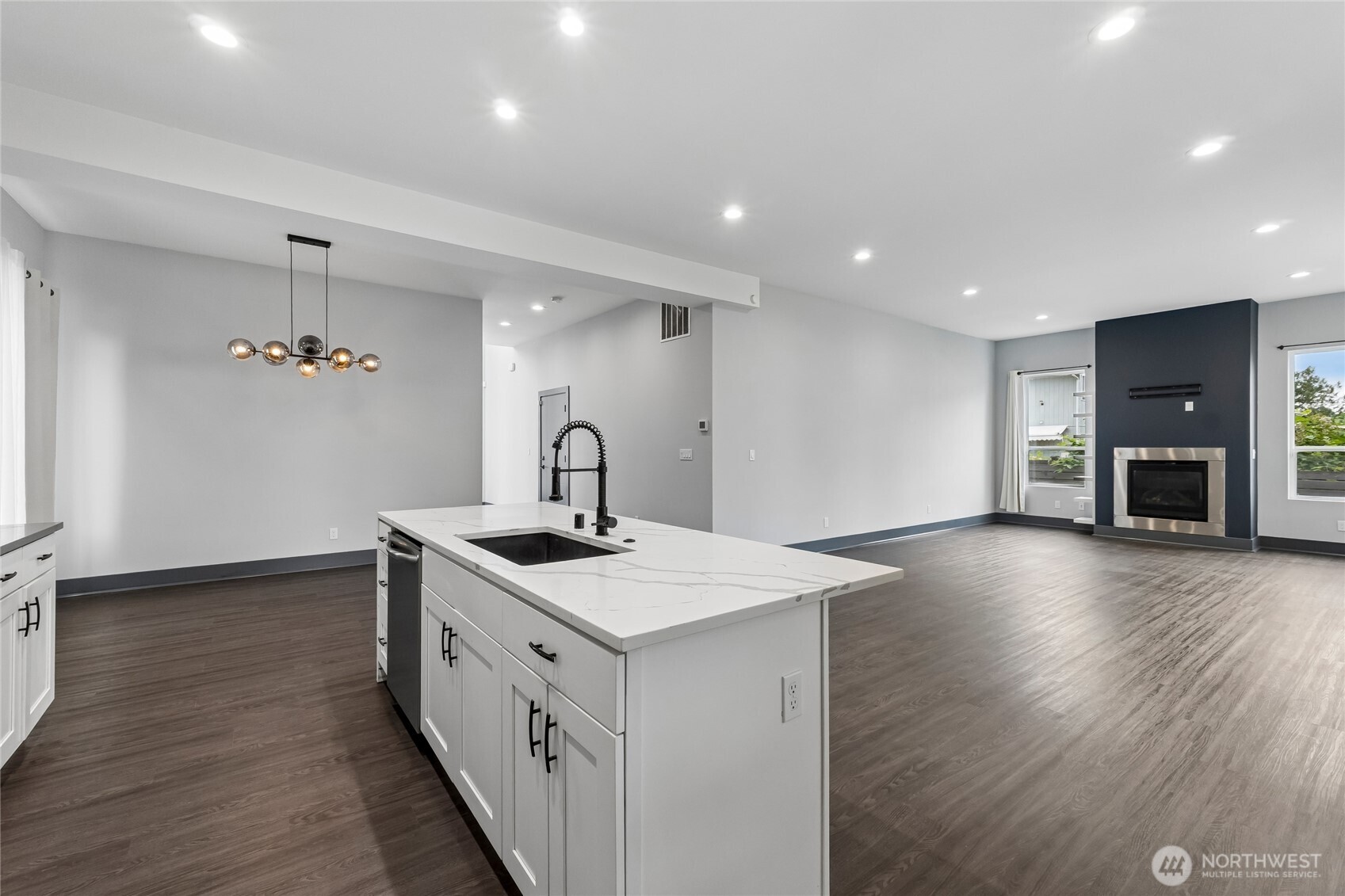 121 Palisades Place Property Photo 14