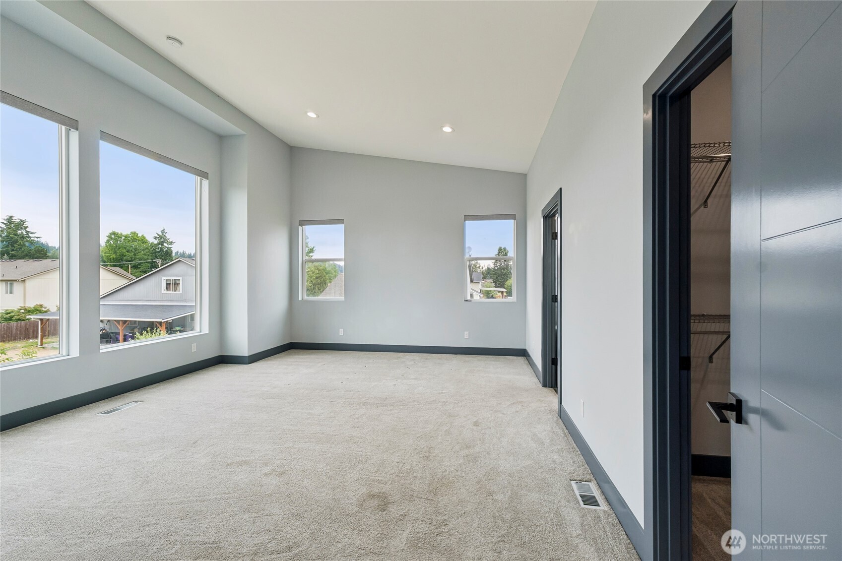 121 Palisades Place Property Photo 28