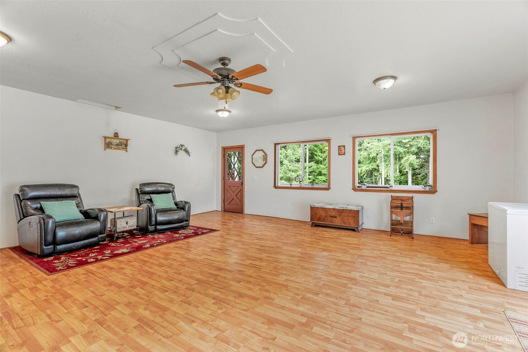 190 Martin Road Property Photo 11