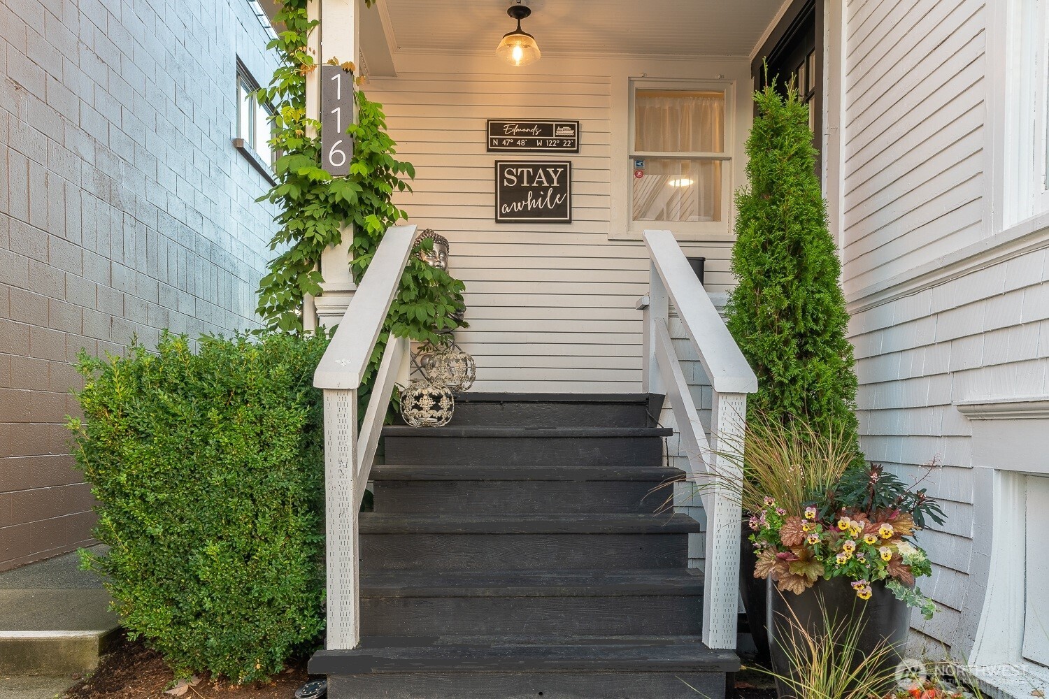 116 4th Avenue Property Photo 2