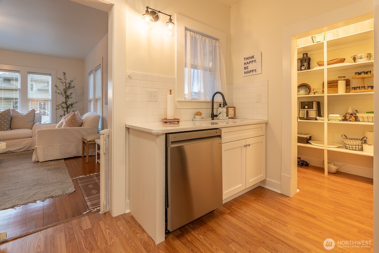 116 4th Avenue Property Photo 15