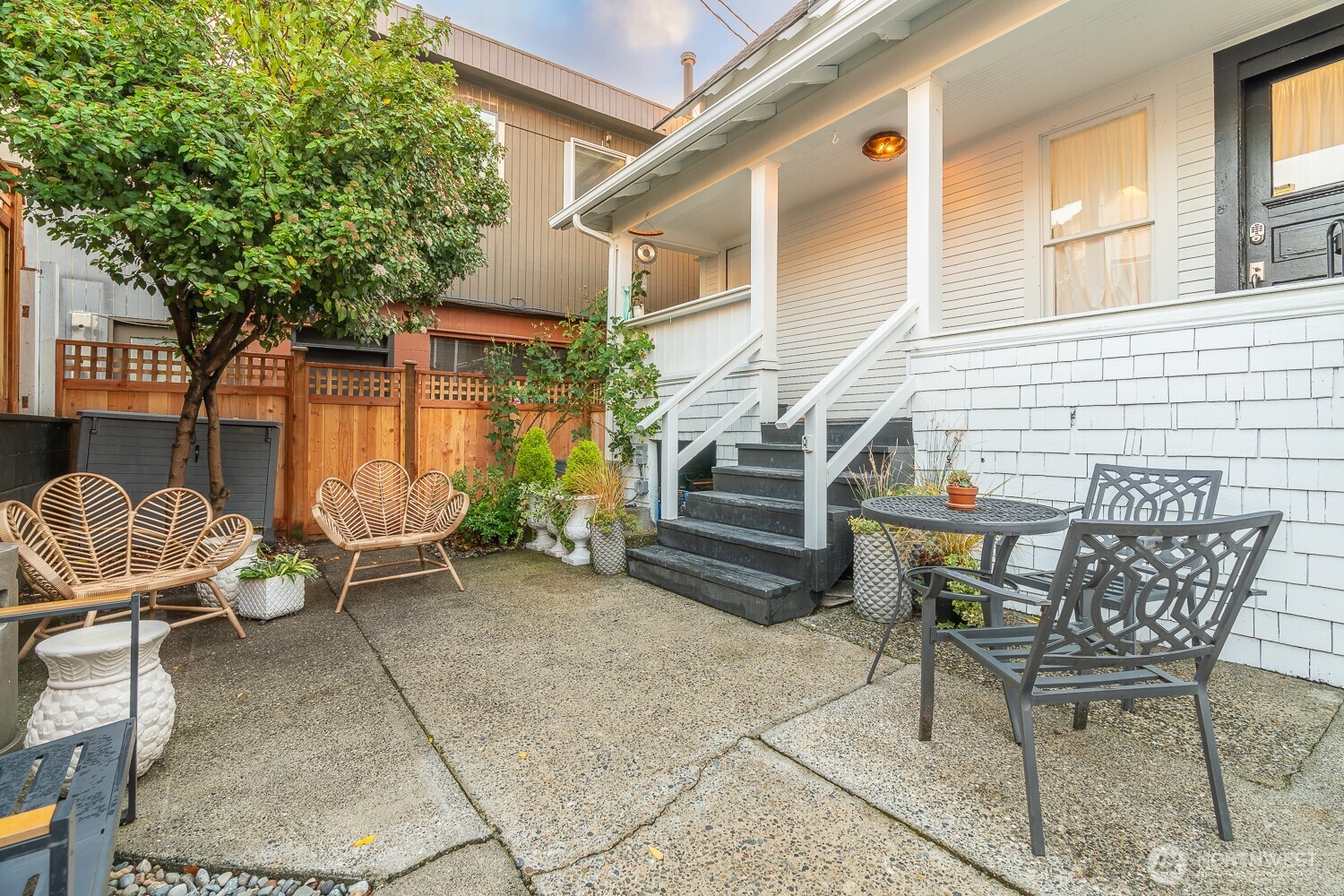 116 4th Avenue Property Photo 32