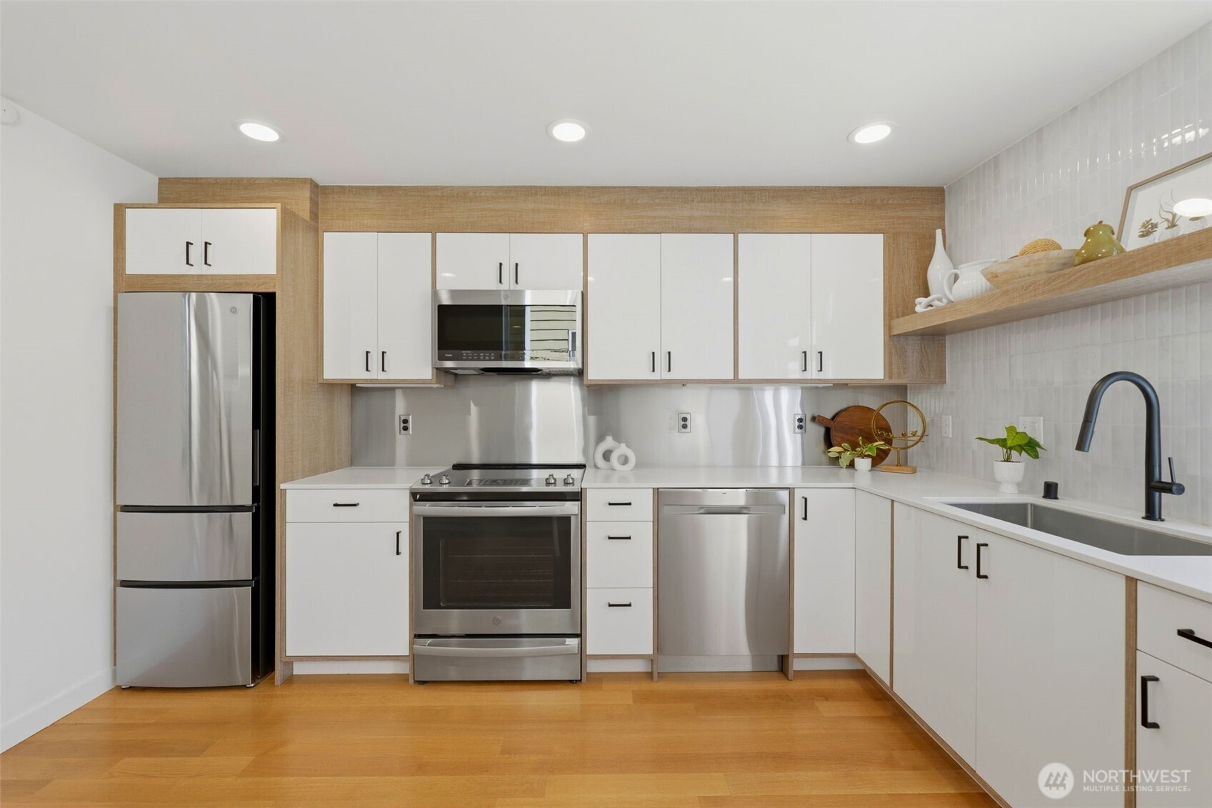 3645 22nd Avenue G Property Photo 12