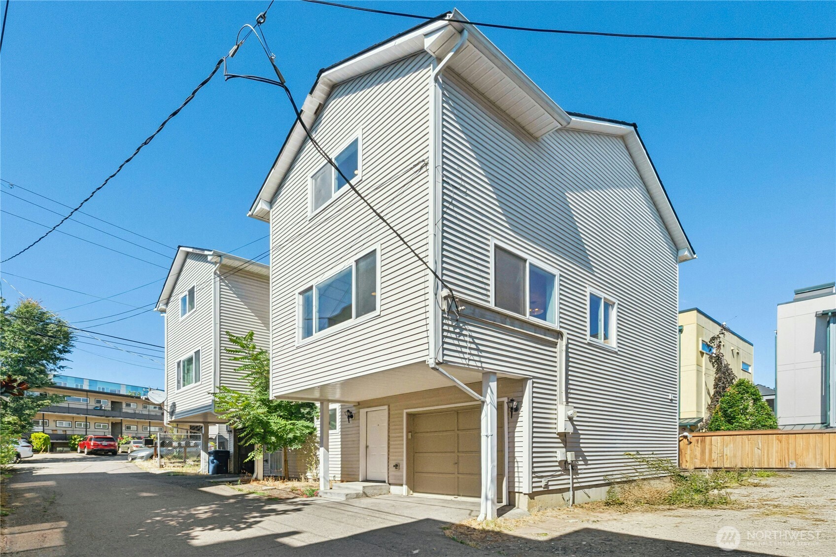 7530 43rd Avenue B Property Photo 2