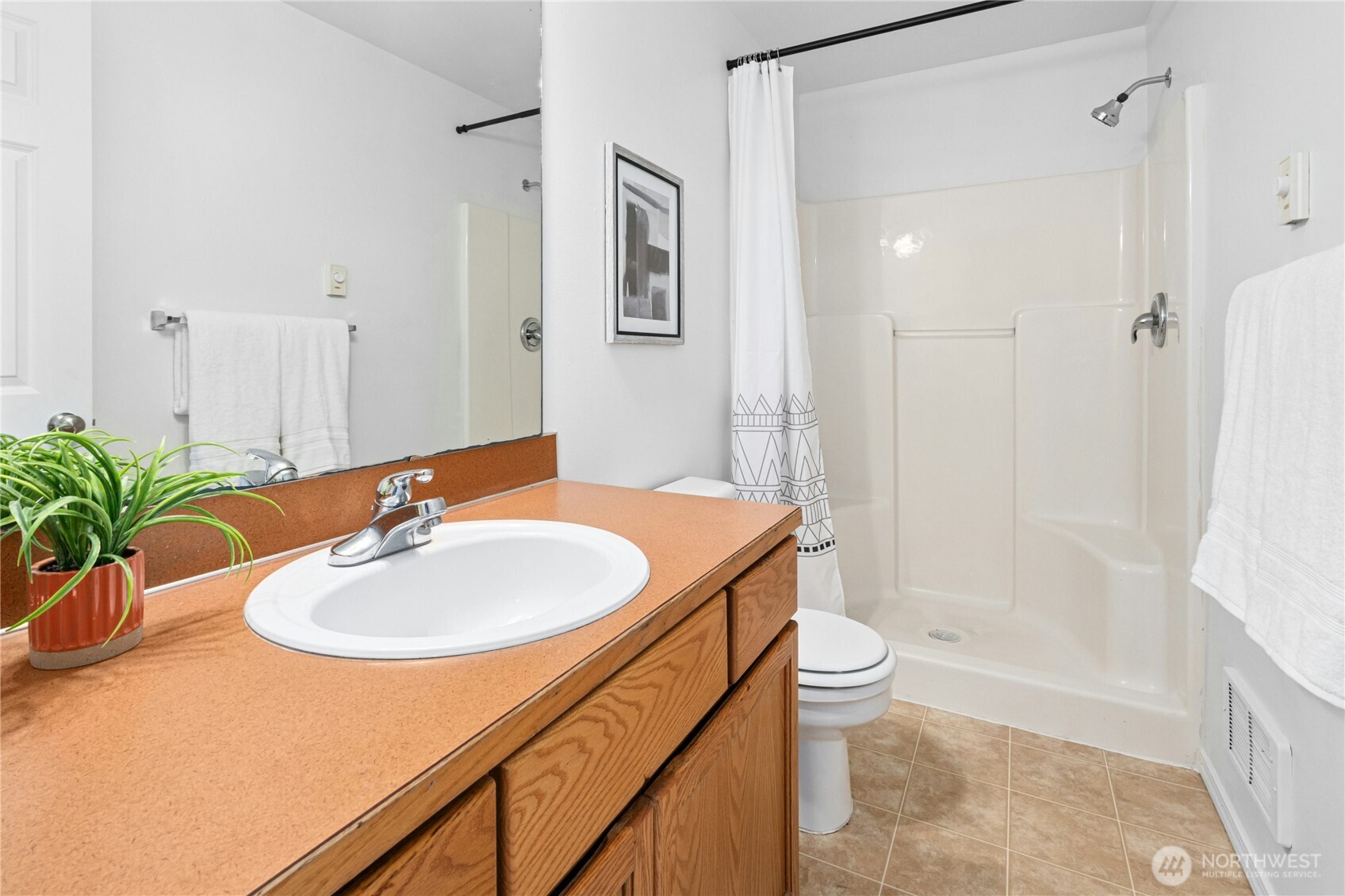 7530 43rd Avenue B Property Photo 10